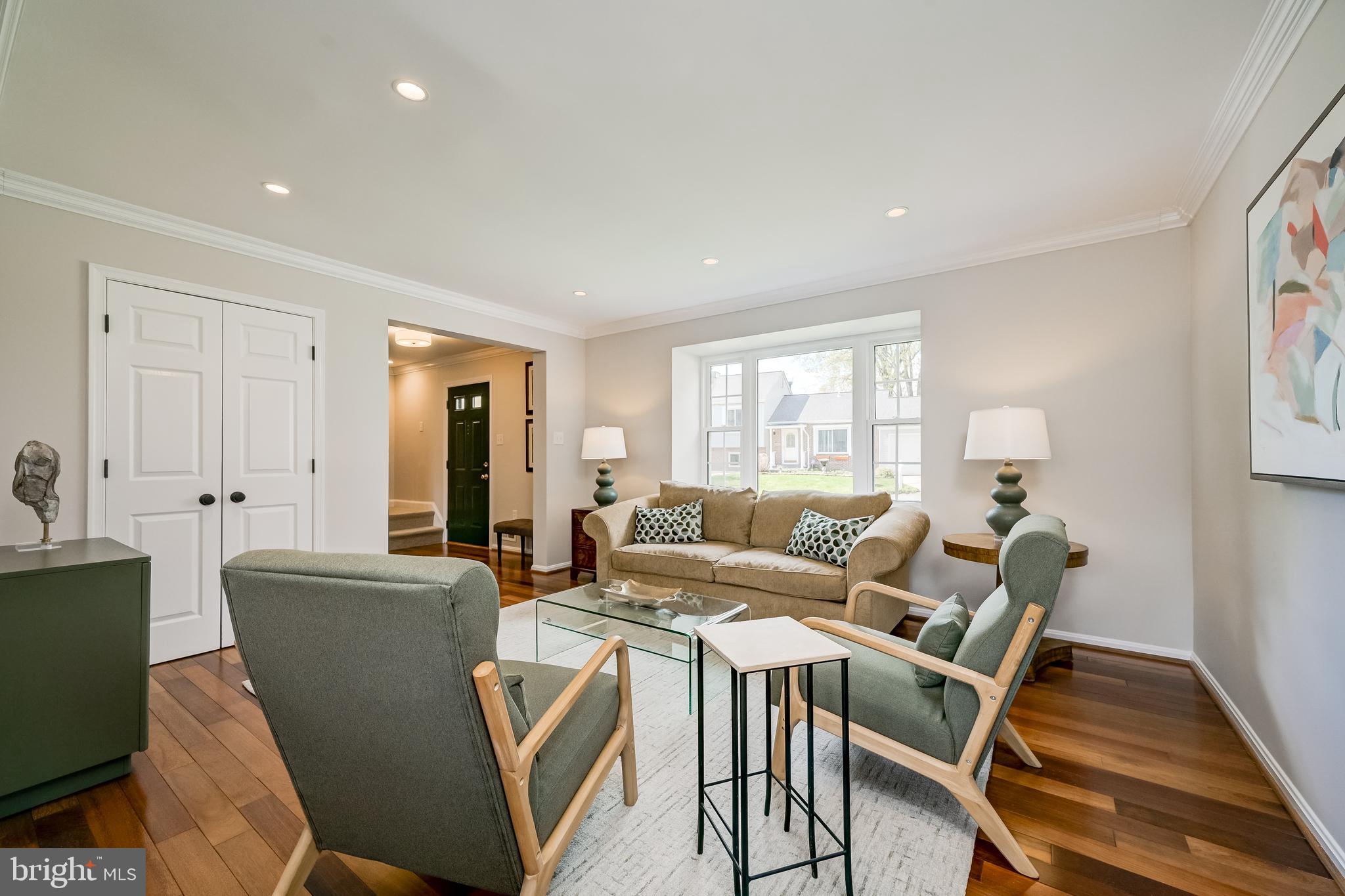 RELDA SQUARE - Residential