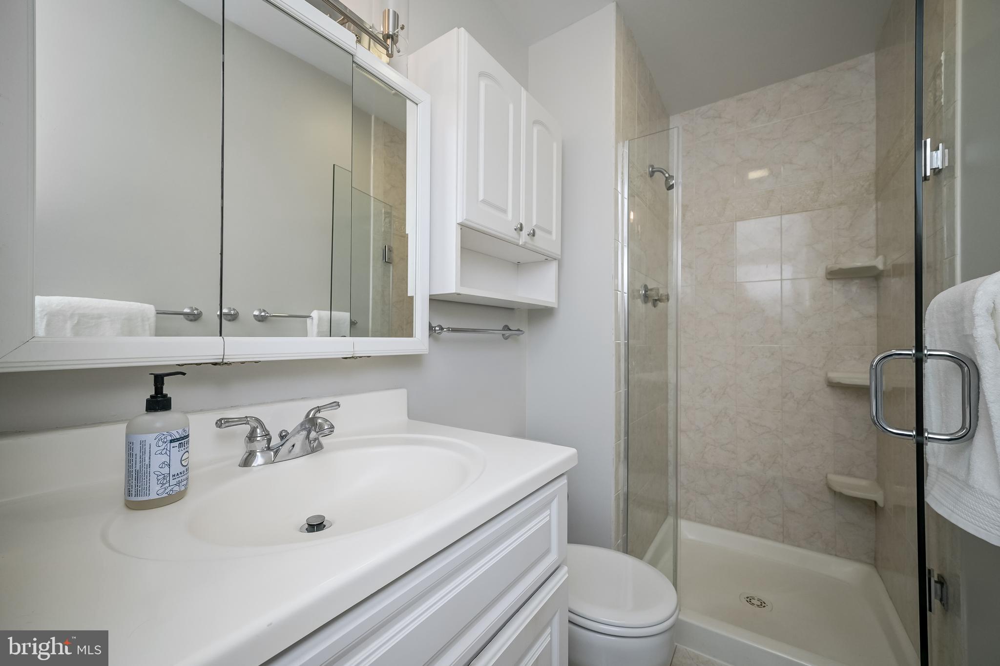 RELDA SQUARE - Residential