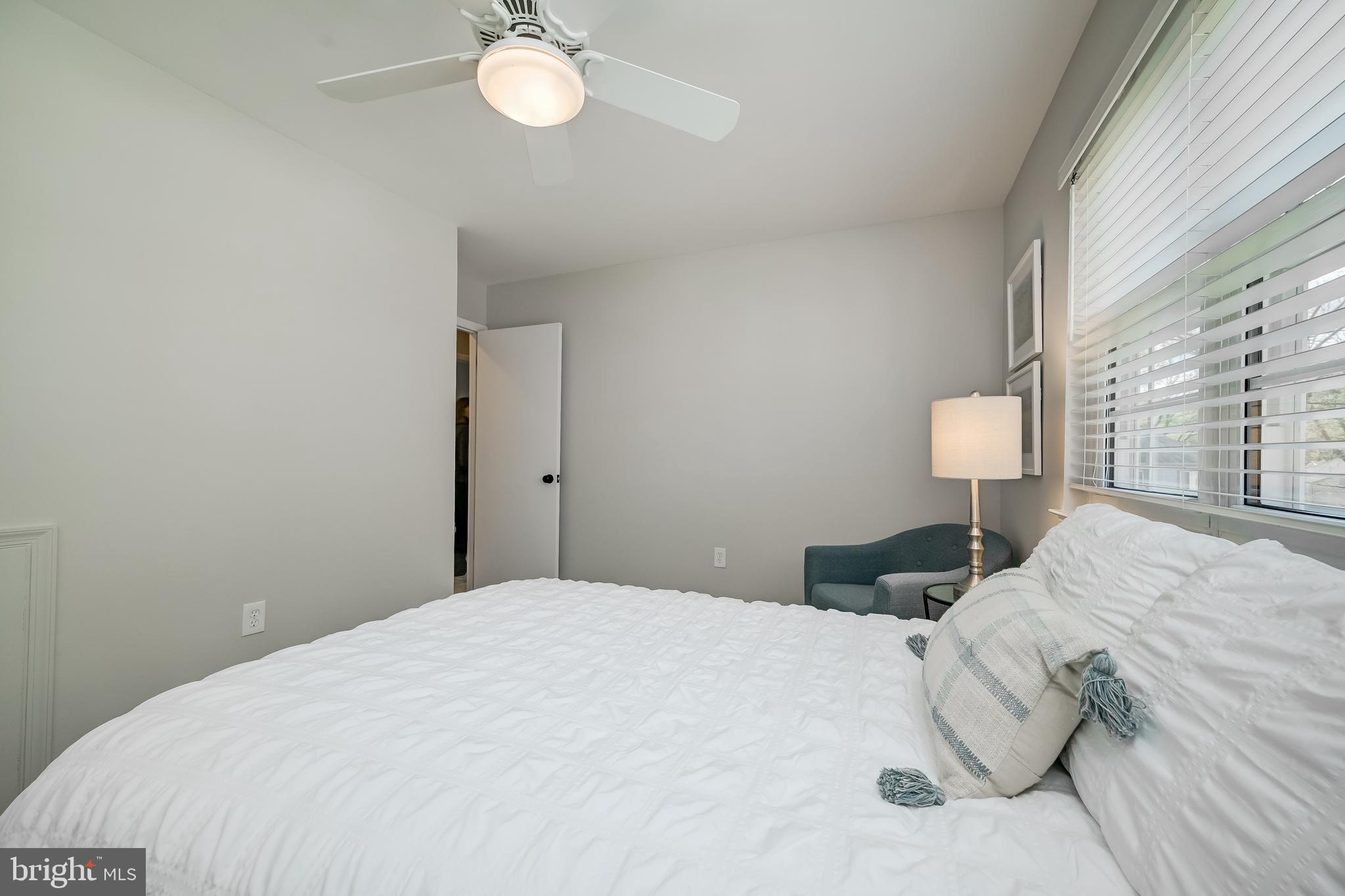 RELDA SQUARE - Residential