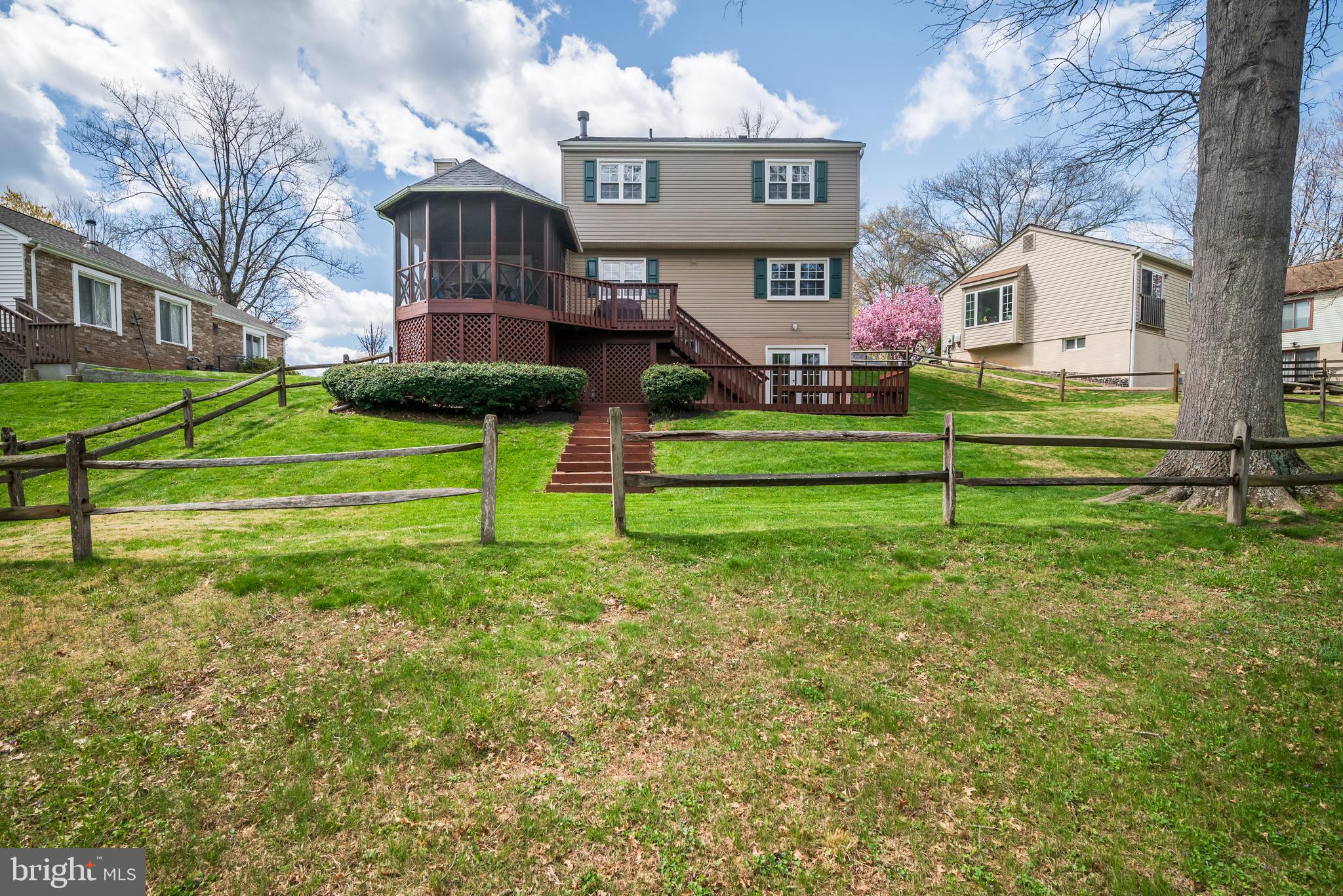 RELDA SQUARE - Residential