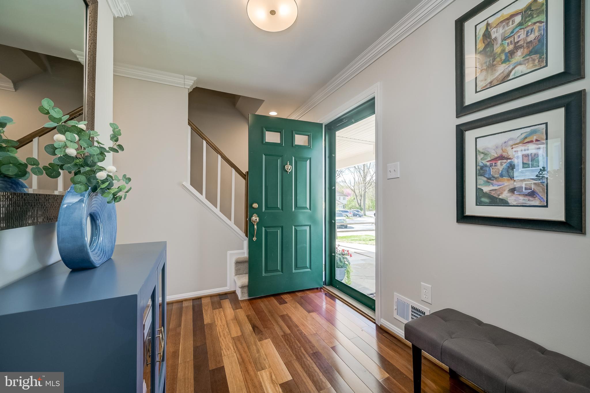 10 FULLVIEW COURT