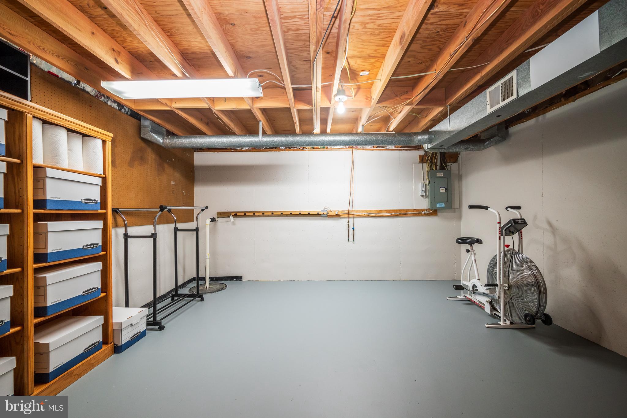 RELDA SQUARE - Residential