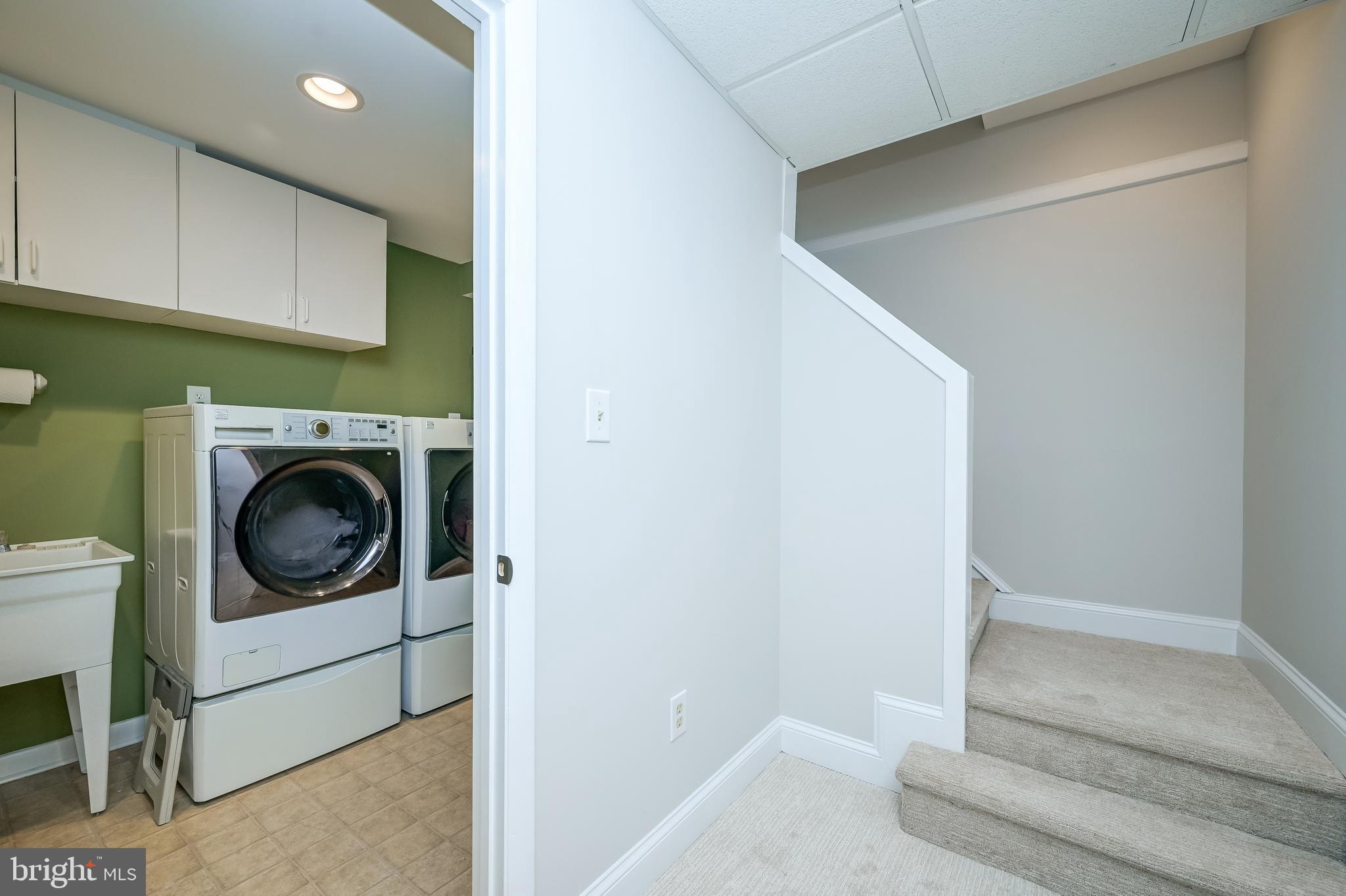 RELDA SQUARE - Residential