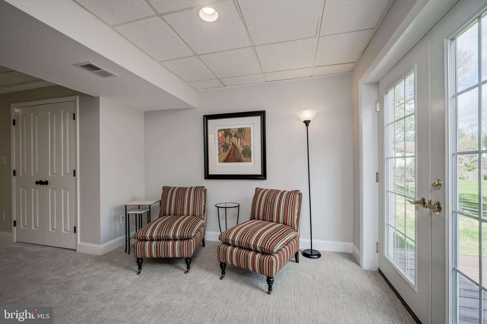 RELDA SQUARE - Residential