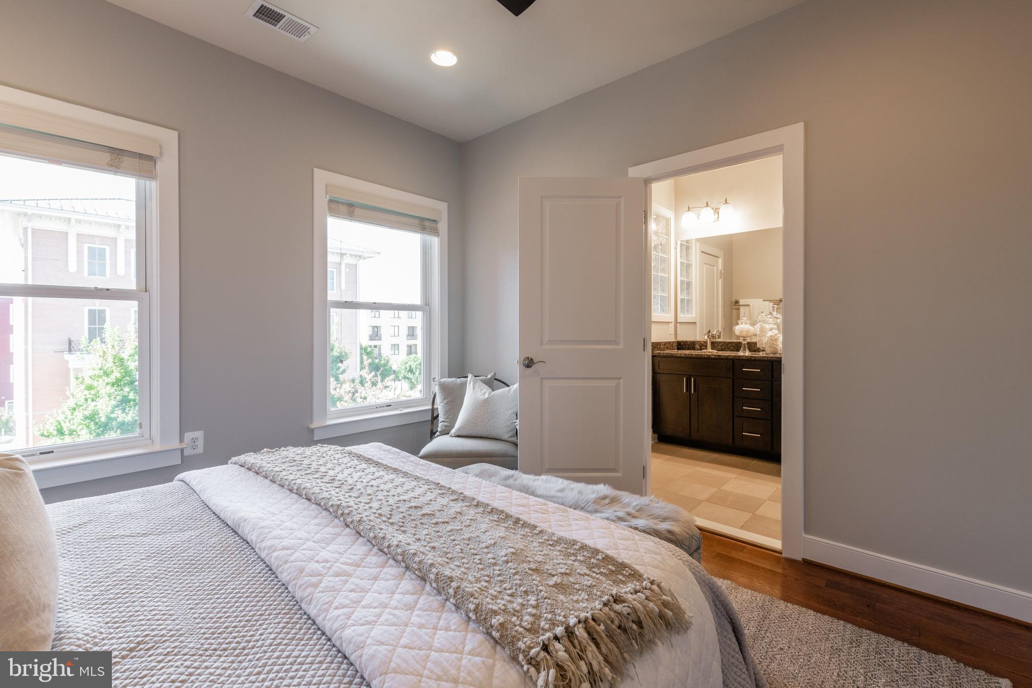 POTOMAC YARD - Residential