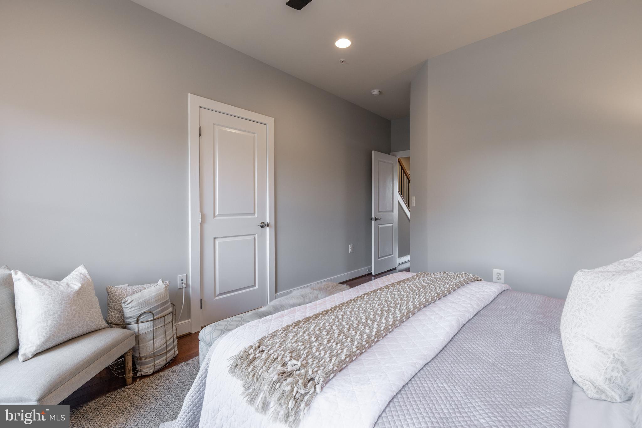 POTOMAC YARD - Residential