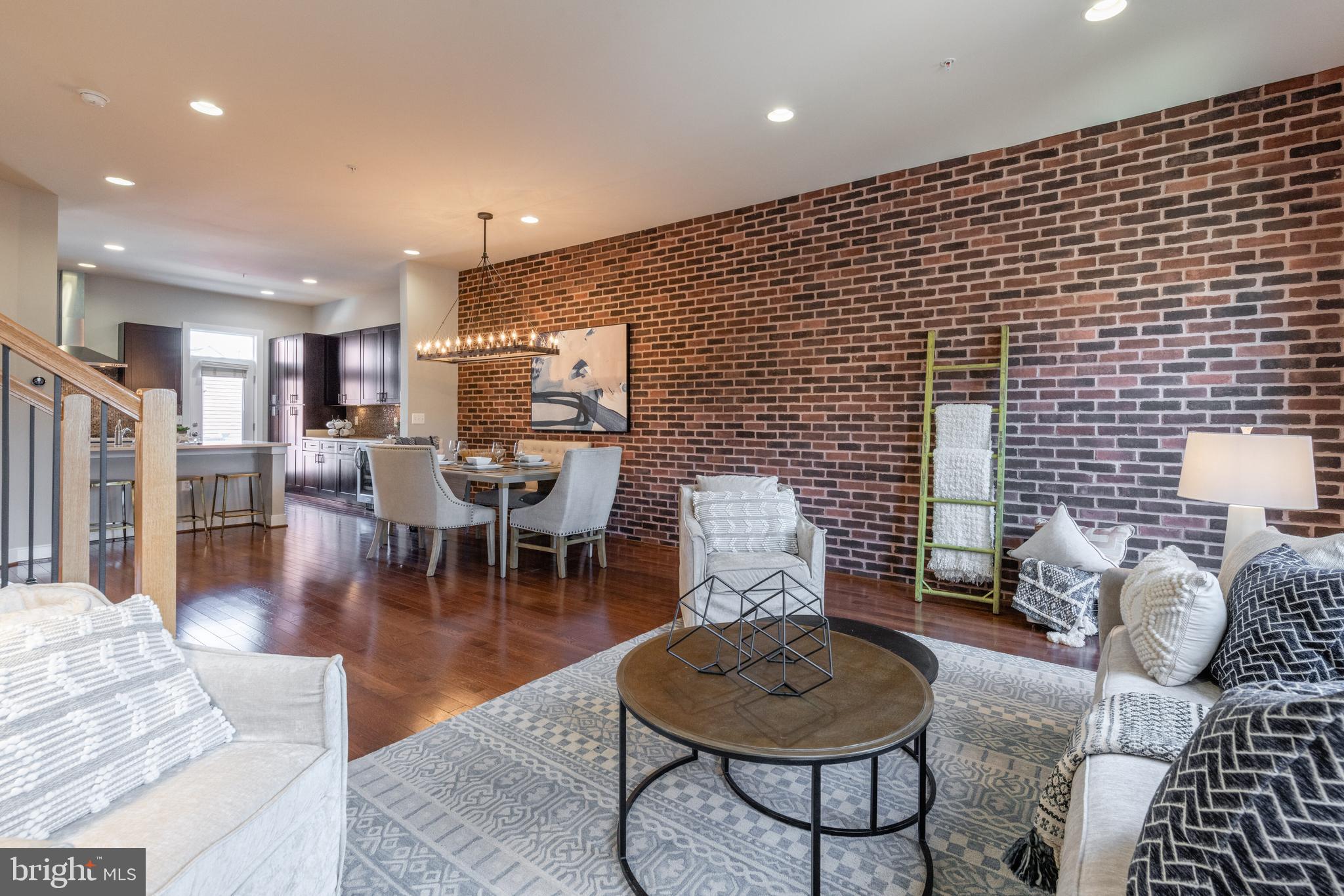 POTOMAC YARD - Residential