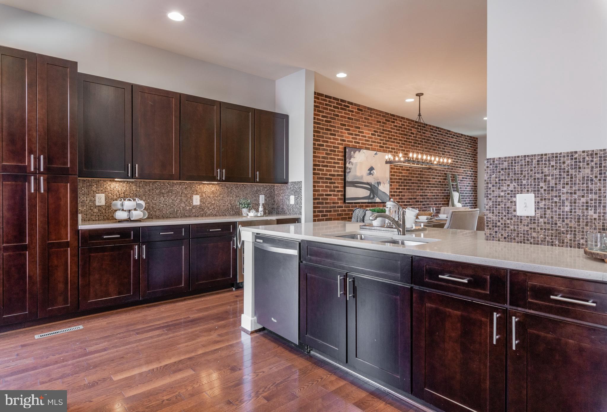 POTOMAC YARD - Residential