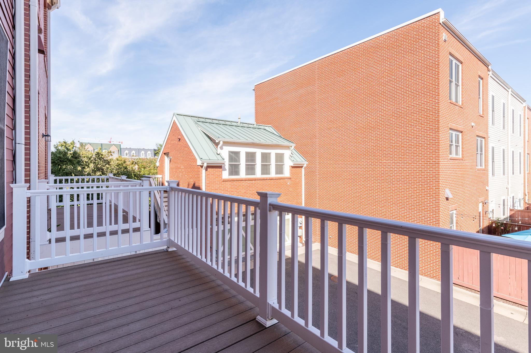 POTOMAC YARD - Residential