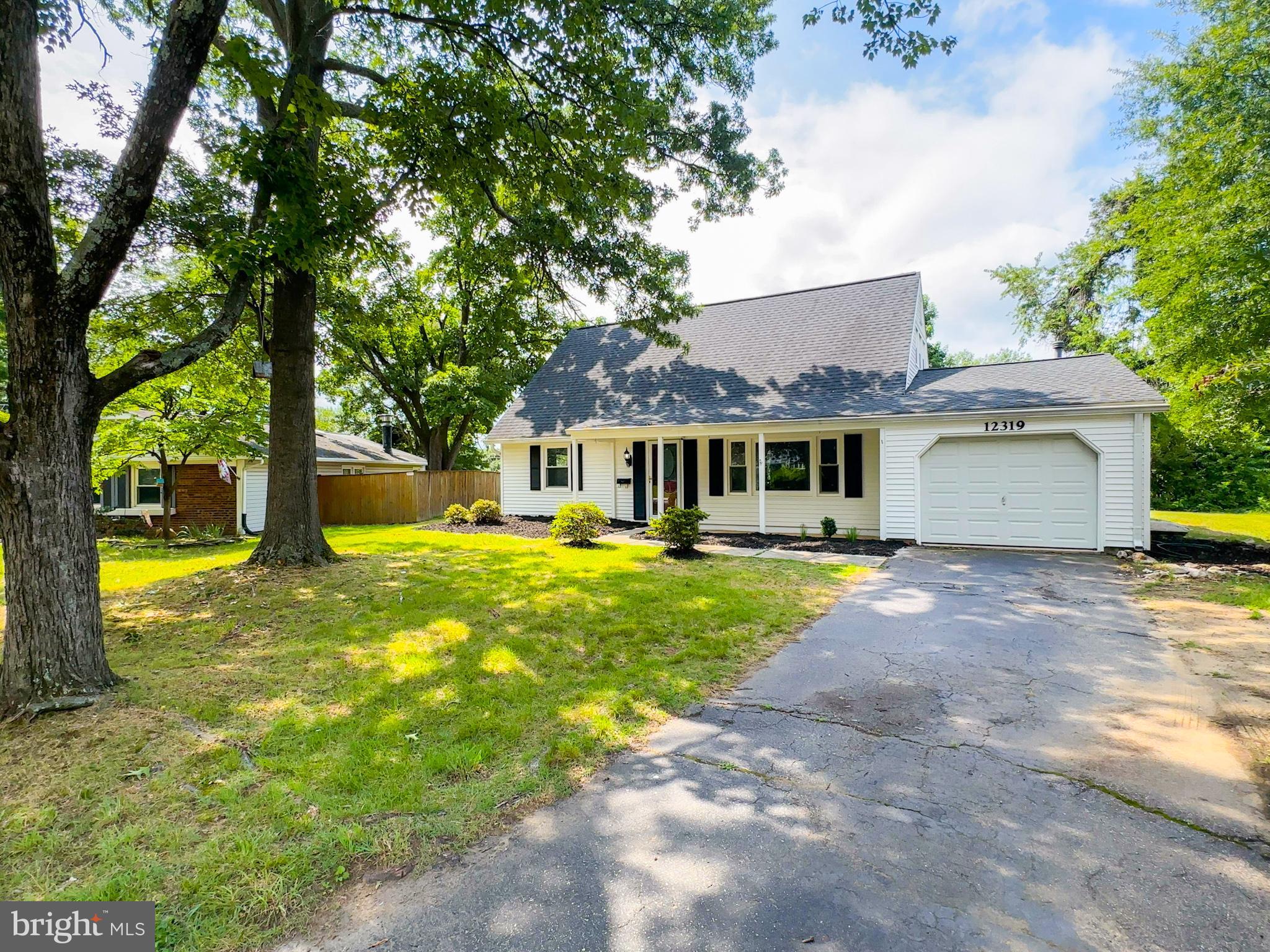 12319 MANVEL LANE