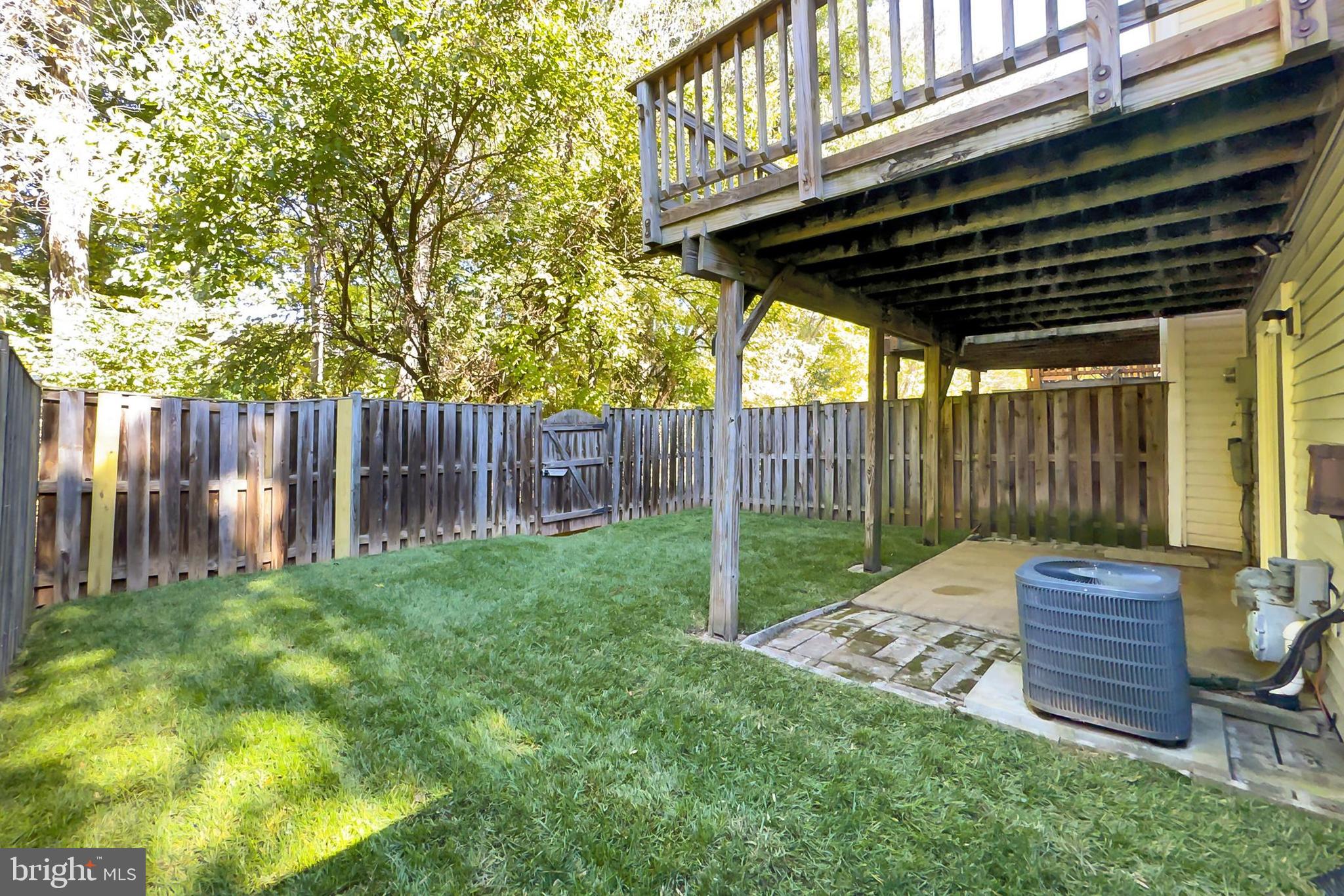 LONDON COMMONS - Residential