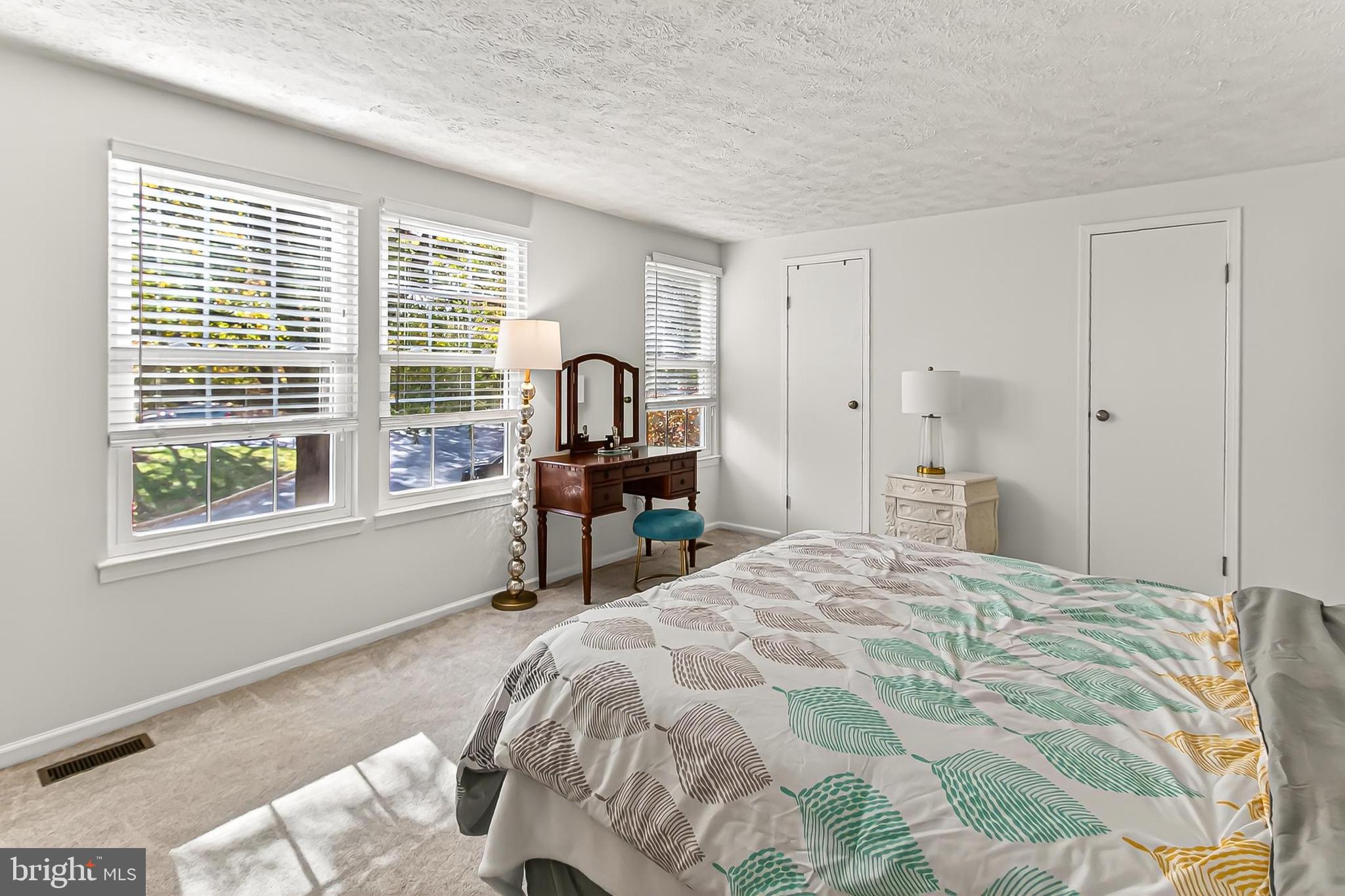 LONDON COMMONS - Residential