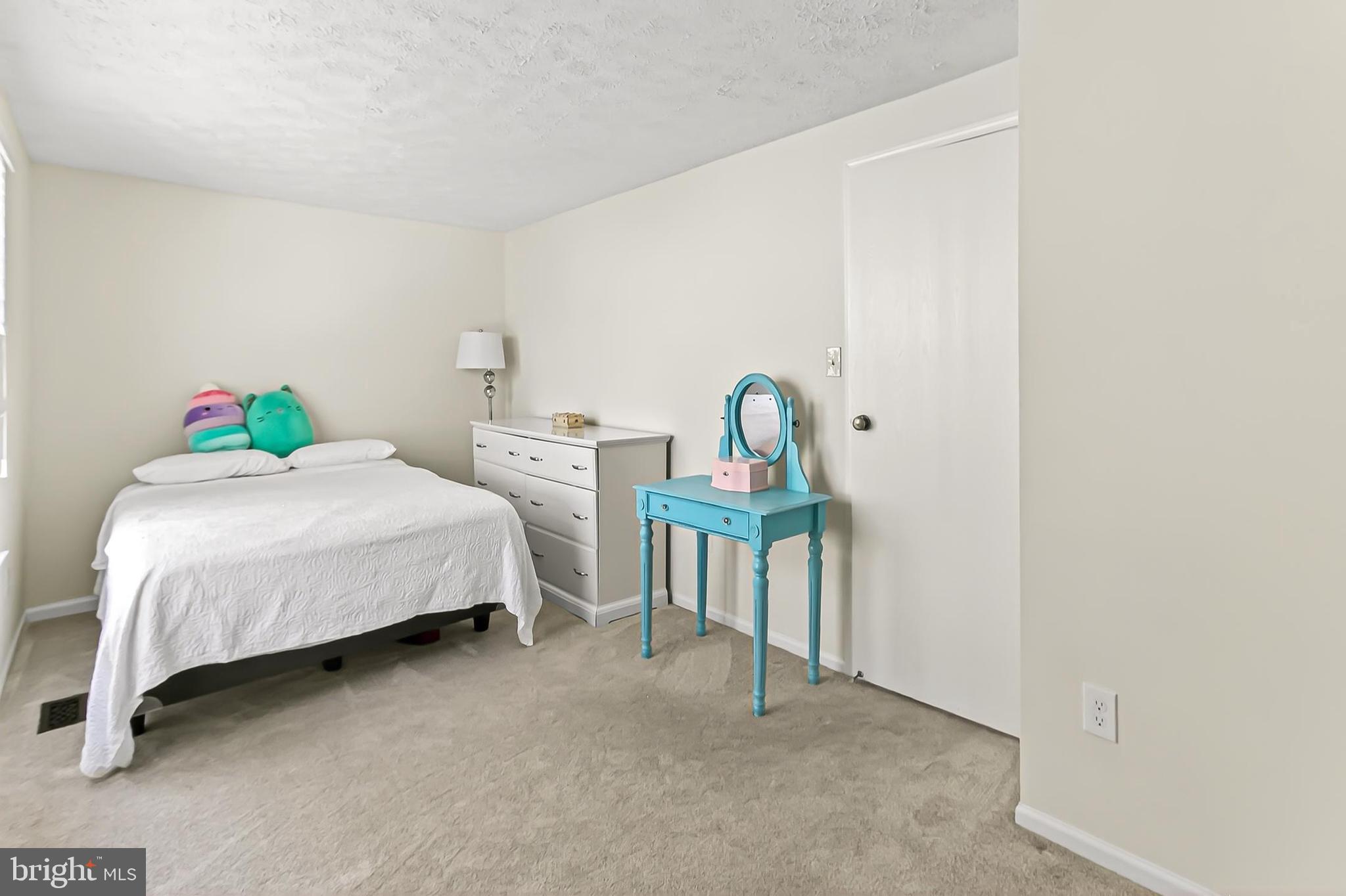 LONDON COMMONS - Residential