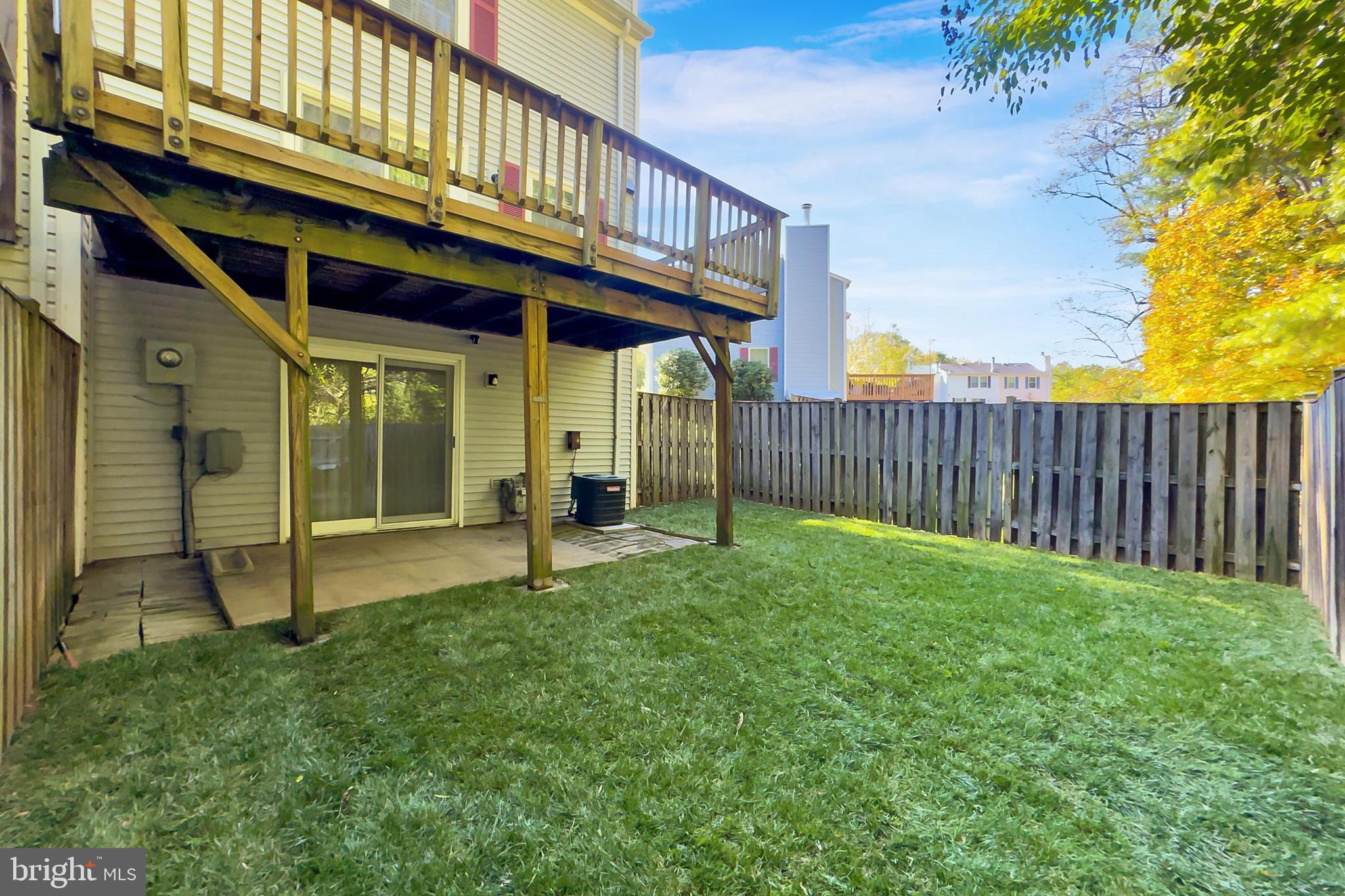 LONDON COMMONS - Residential