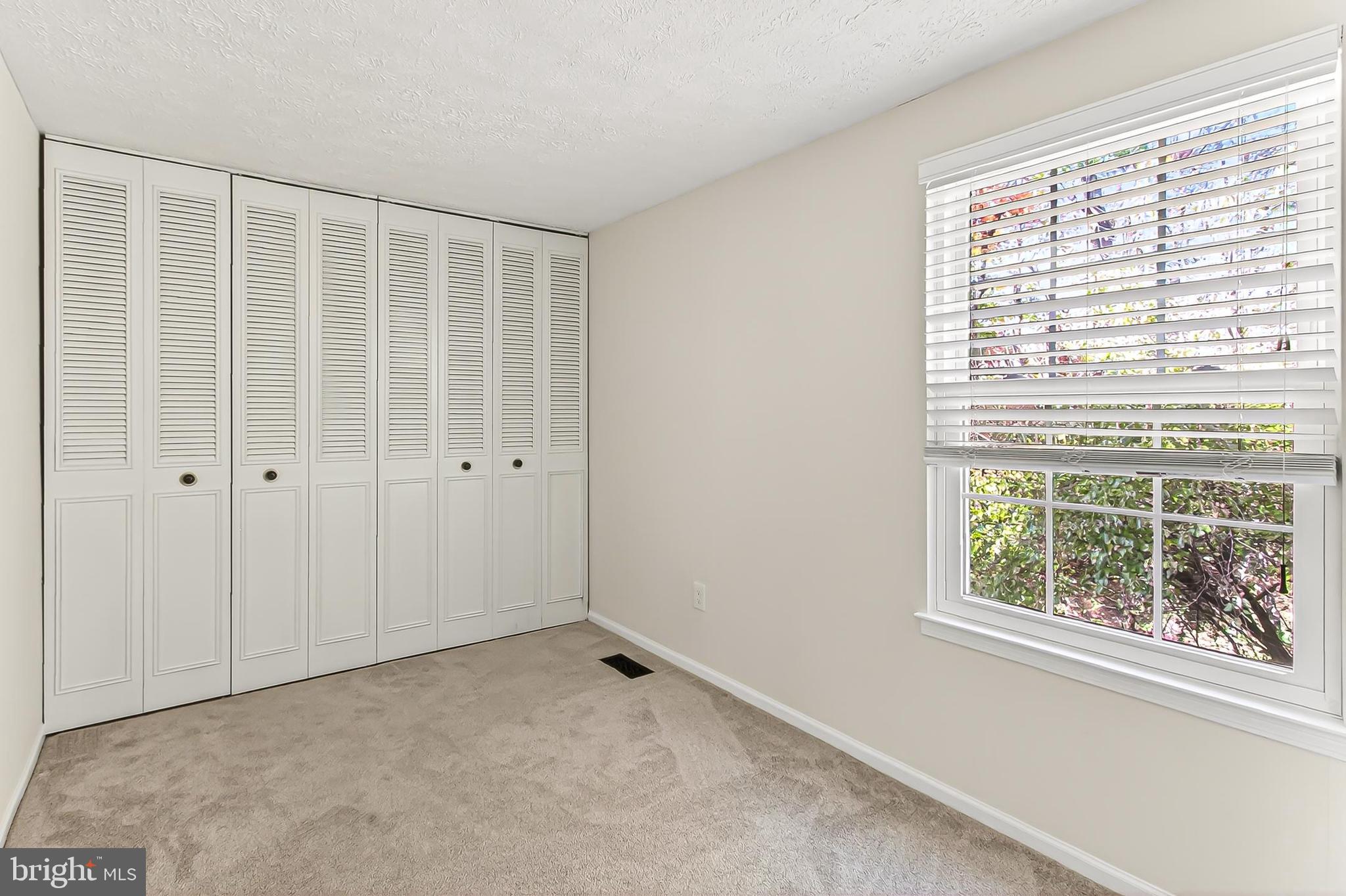 LONDON COMMONS - Residential