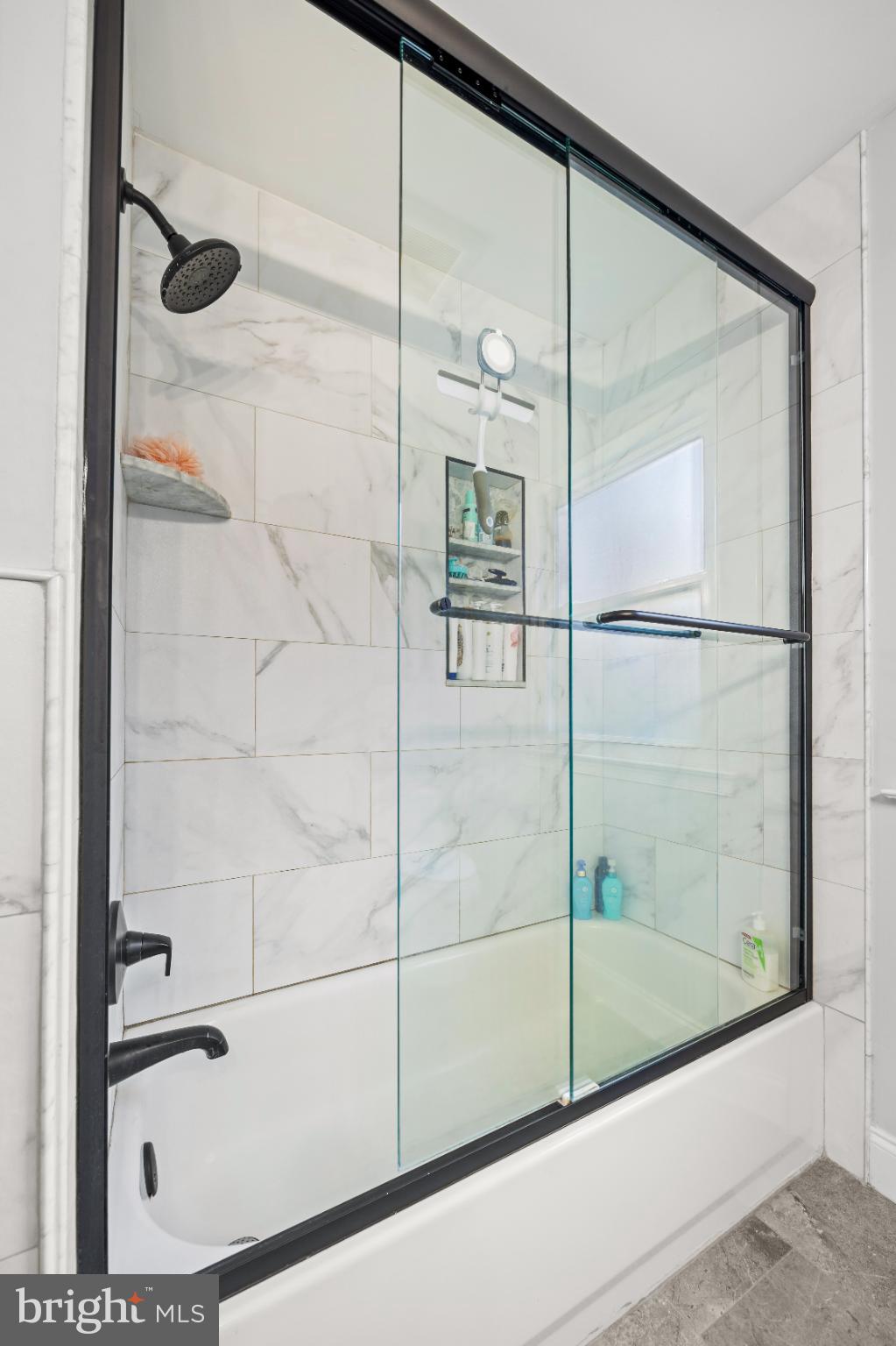 LANDIS GREENE - Residential