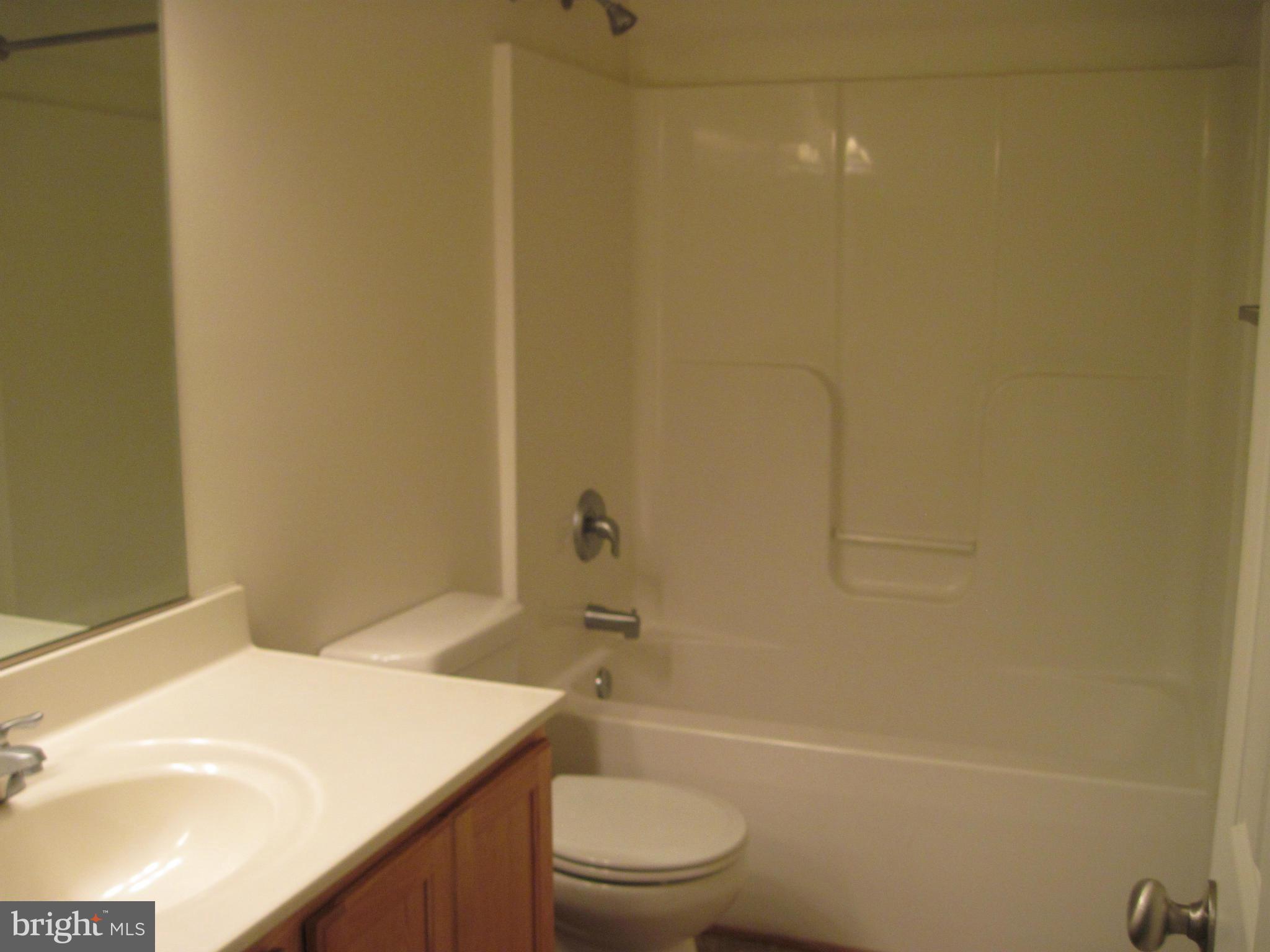 BEVERLY HILLS - Residential Lease