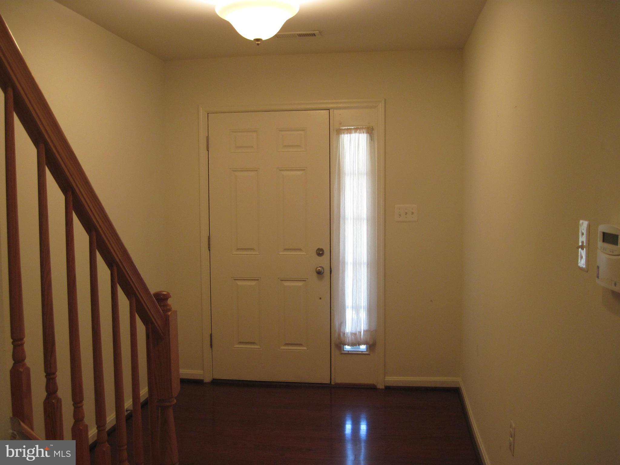 BEVERLY HILLS - Residential Lease