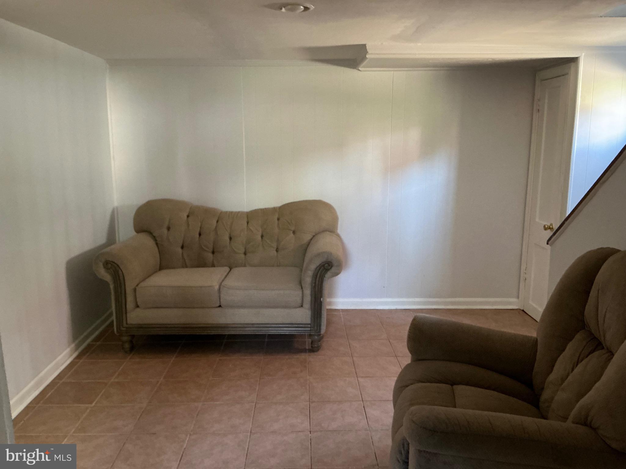 CHILLUM MANOR - Residential