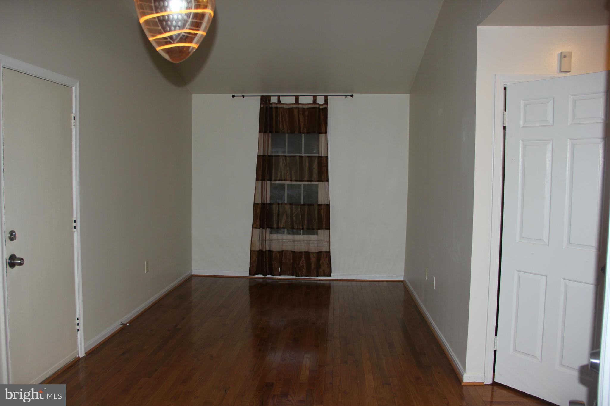 GREAT FALLS FOREST - Residential Lease