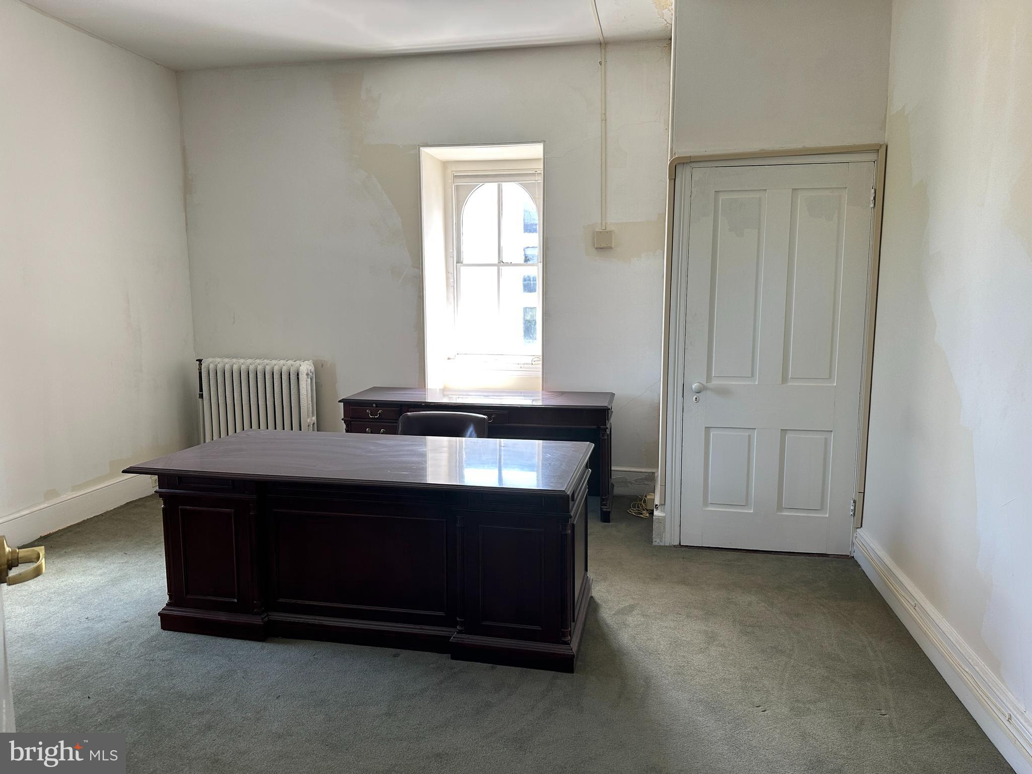 DOYLESTOWN - Commercial Lease