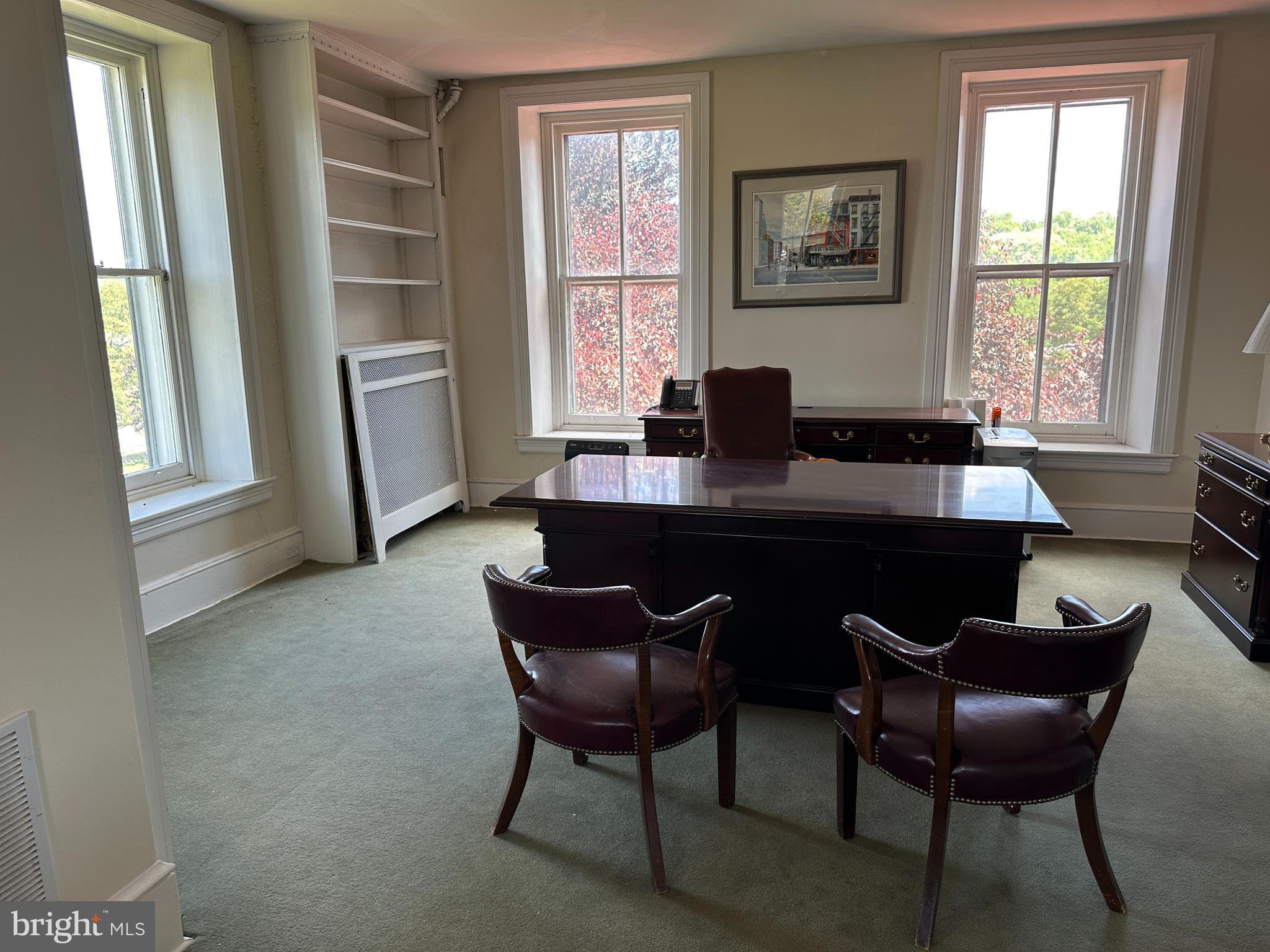 DOYLESTOWN - Commercial Lease