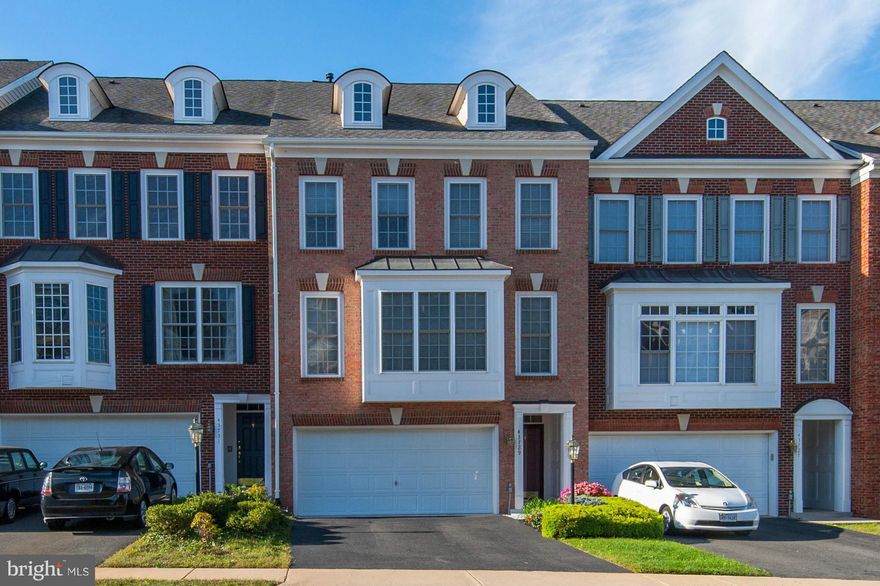 Impeccably maintained 2 car garage TH in sought after Lansdowne on the Potomac. Large 3 BR, 2.5 BA & plenty of storage space. Huge Gourmet Kitchen w/ 42"cabinets, beautiful Italian tile, granite counter tops, huge island & breakfast area. Upgraded bath w/ cherry cabinets. Upgraded lighting & air conditioning. Audio system installed t-out the house. This one has it all! Visit us at the open house!