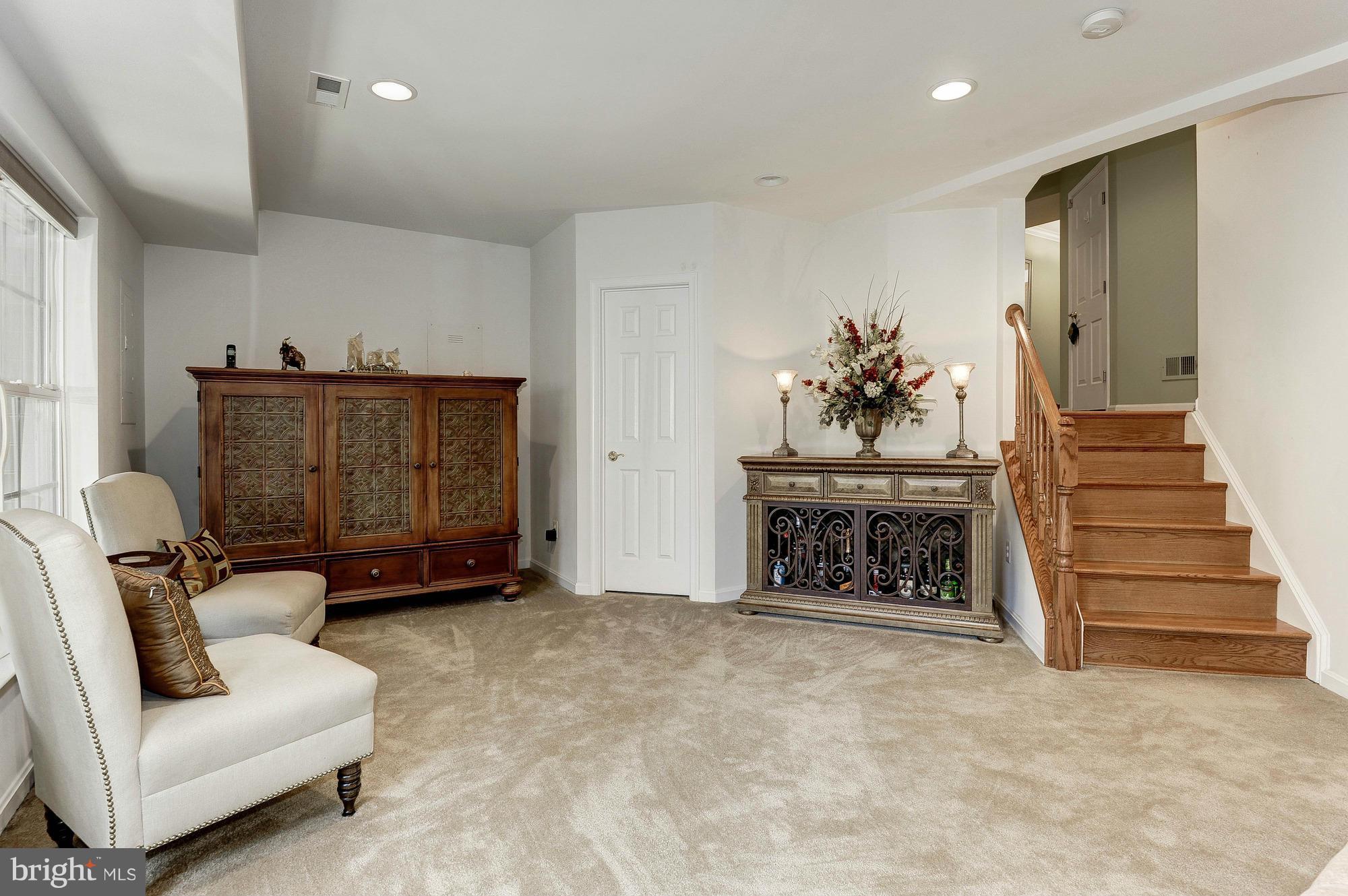 LANSDOWNE ON THE POTOMAC - Residential