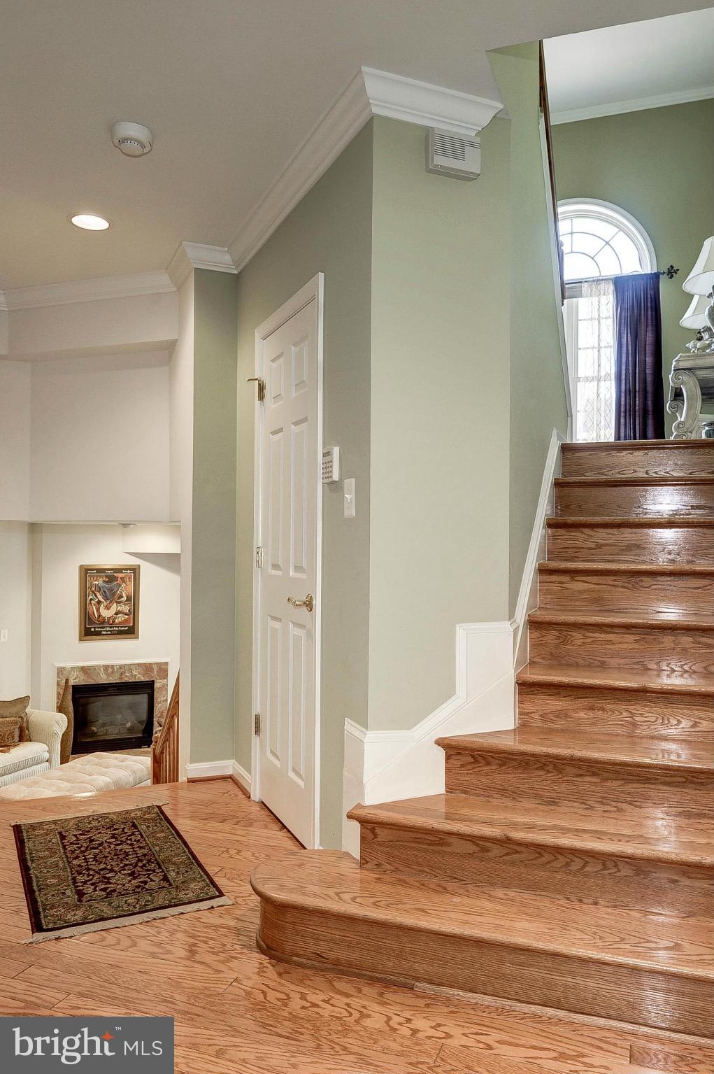 LANSDOWNE ON THE POTOMAC - Residential