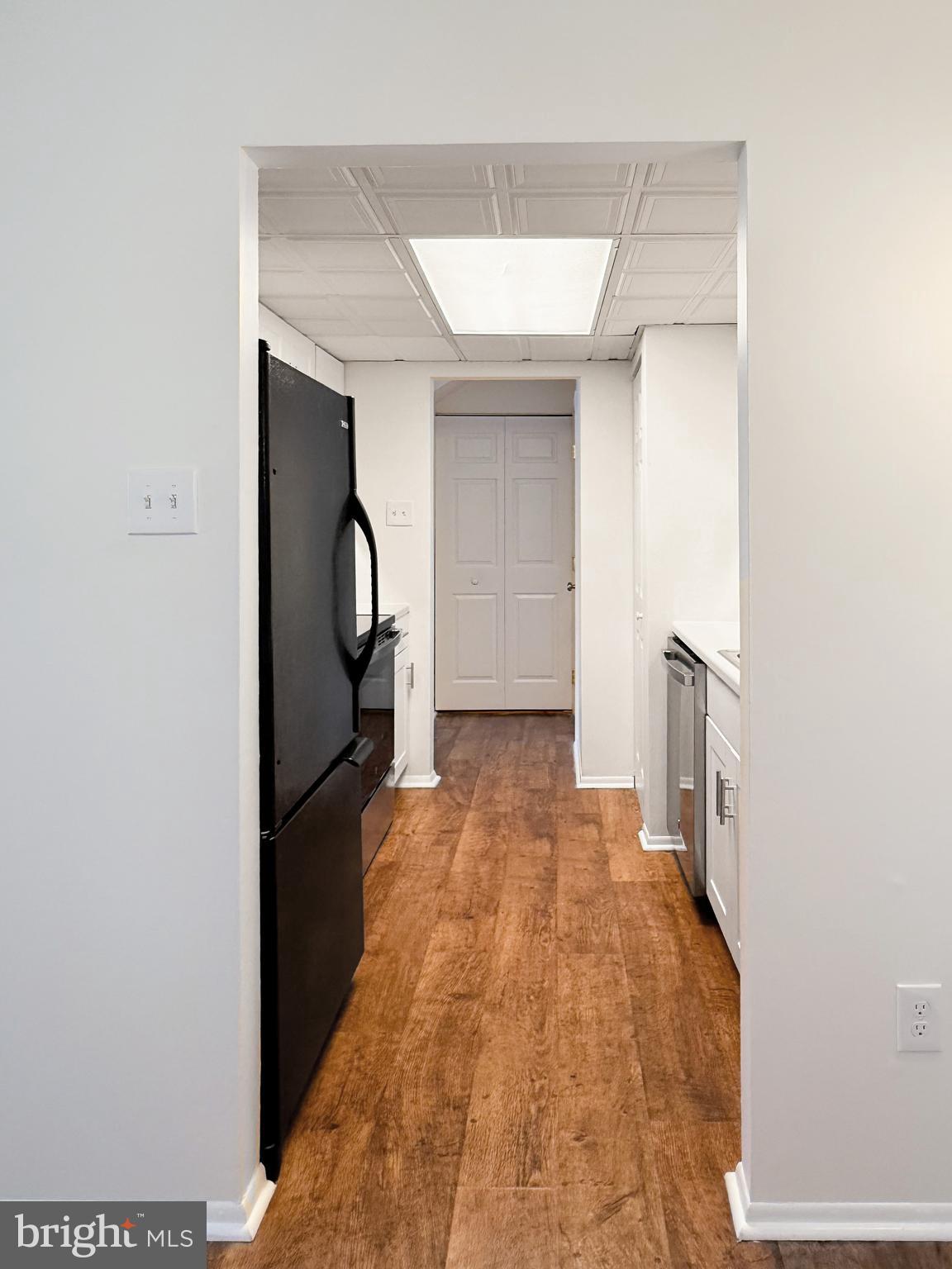 VILLAGE WALK - Residential Lease