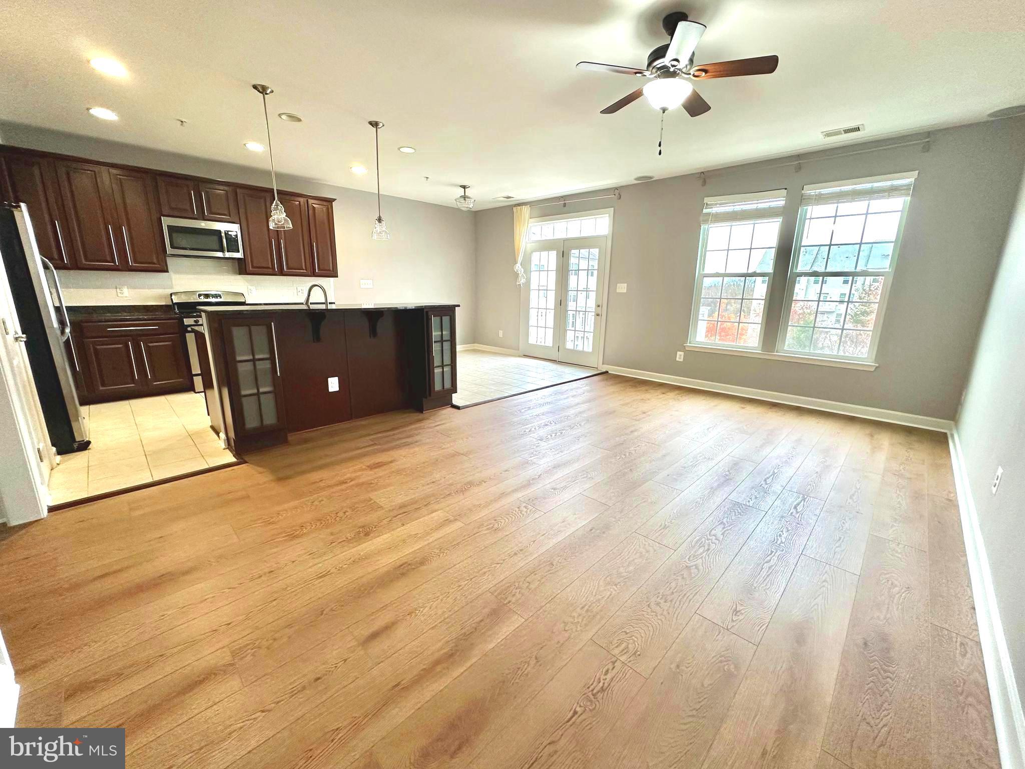 VILLAGES OF URBANA - Residential Lease