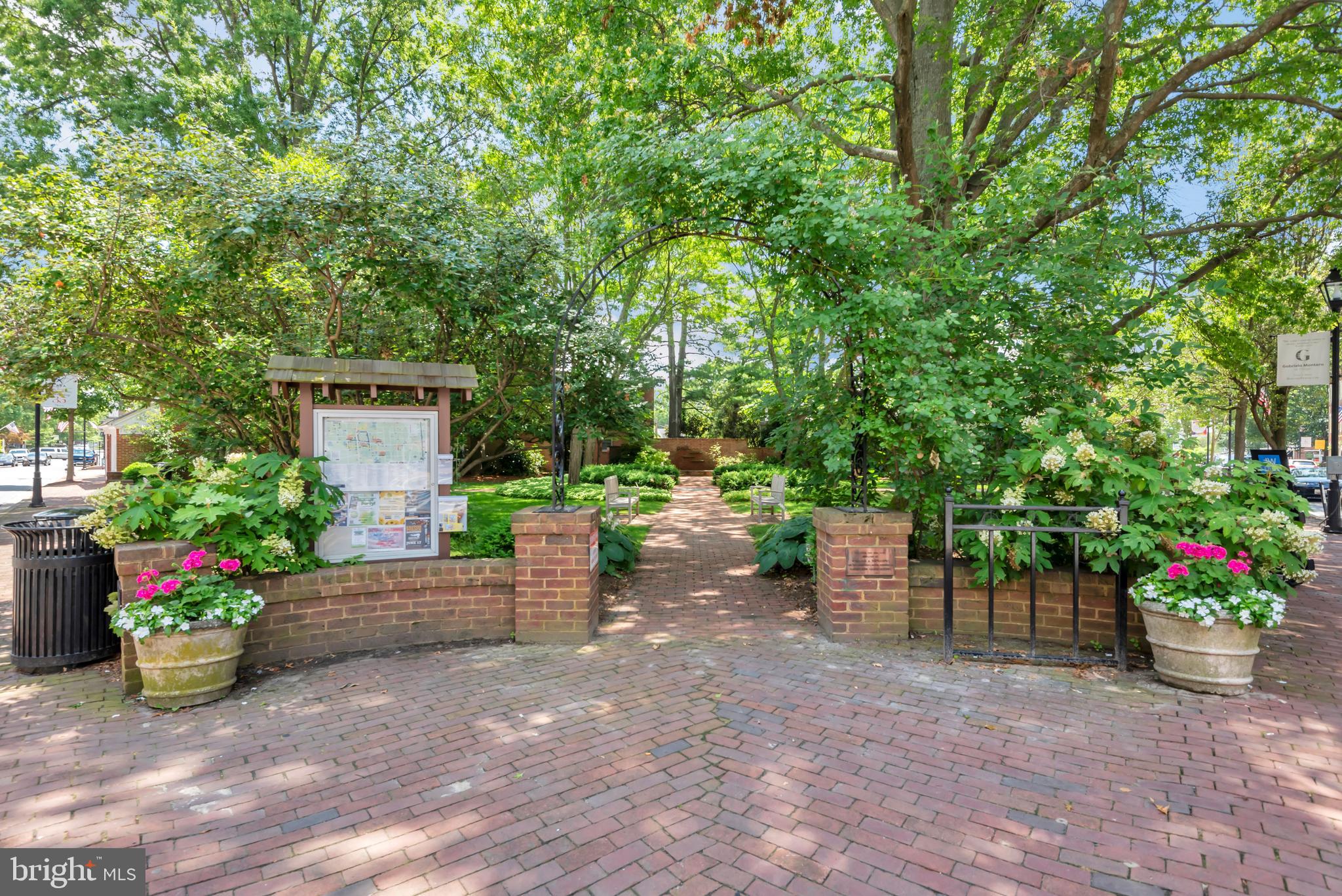 HISTORIC EASTON - Residential