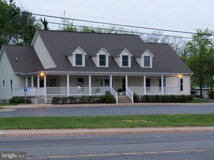 Small office space conveniently located  on Shirley Avenue in the Town of Warrenton