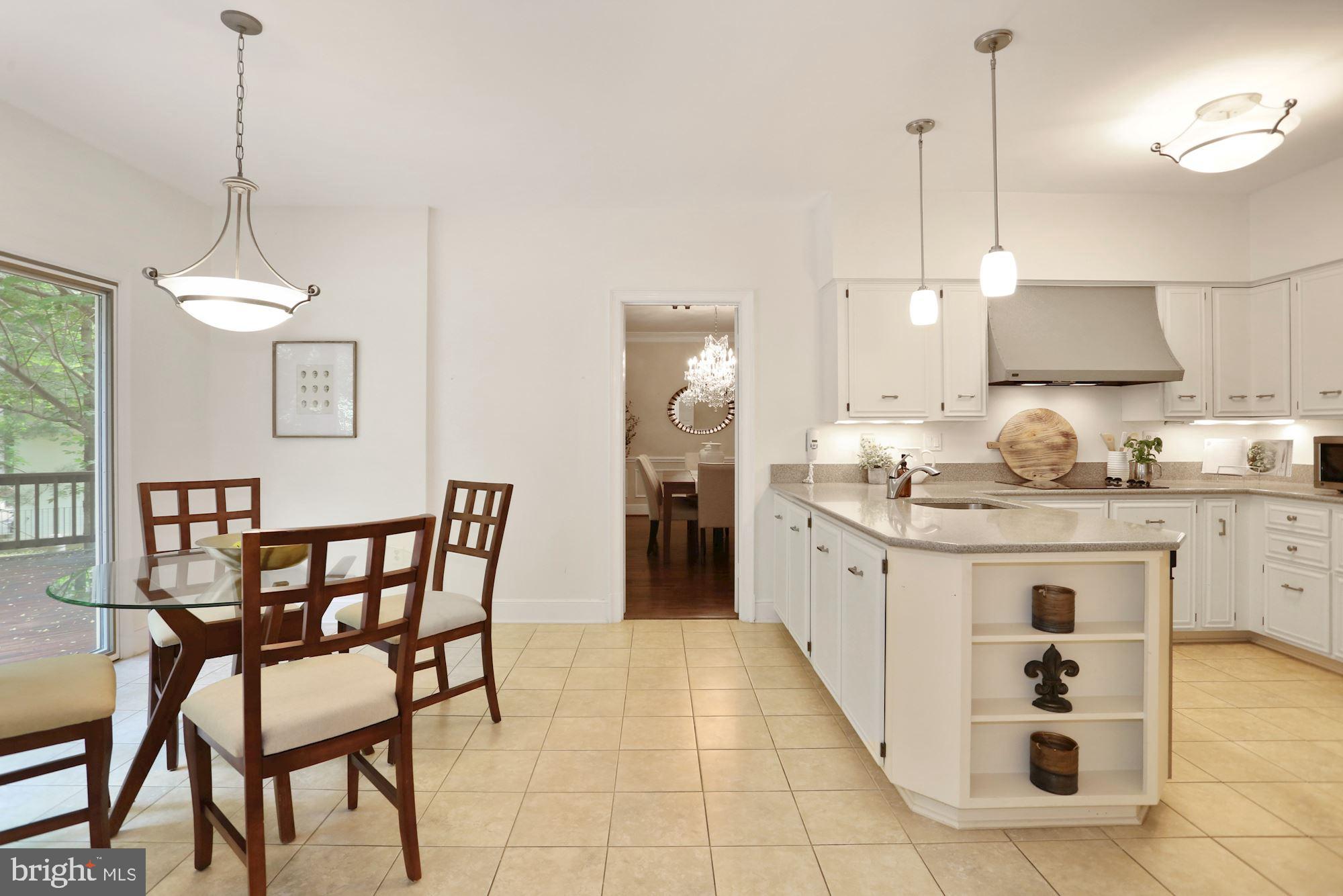 TOLLBROOK RIDGE - Residential Lease