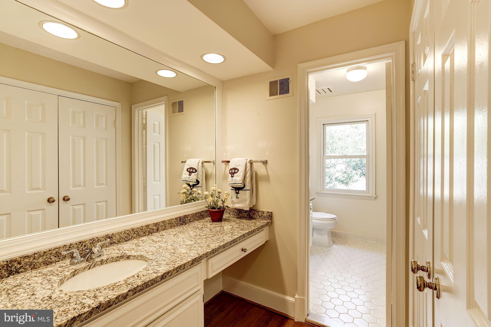 TOLLBROOK RIDGE - Residential Lease