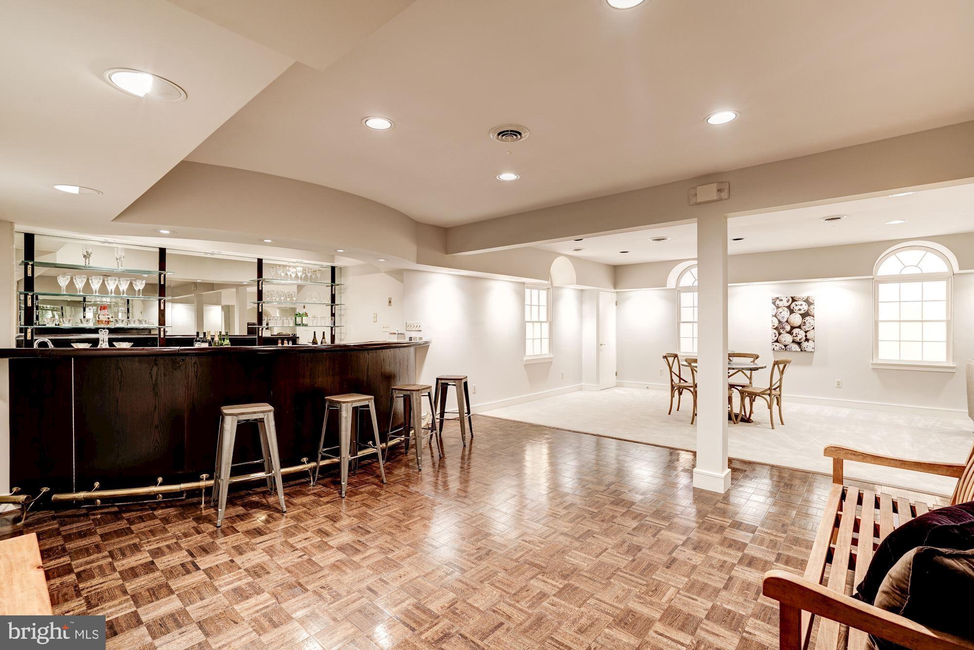 TOLLBROOK RIDGE - Residential Lease