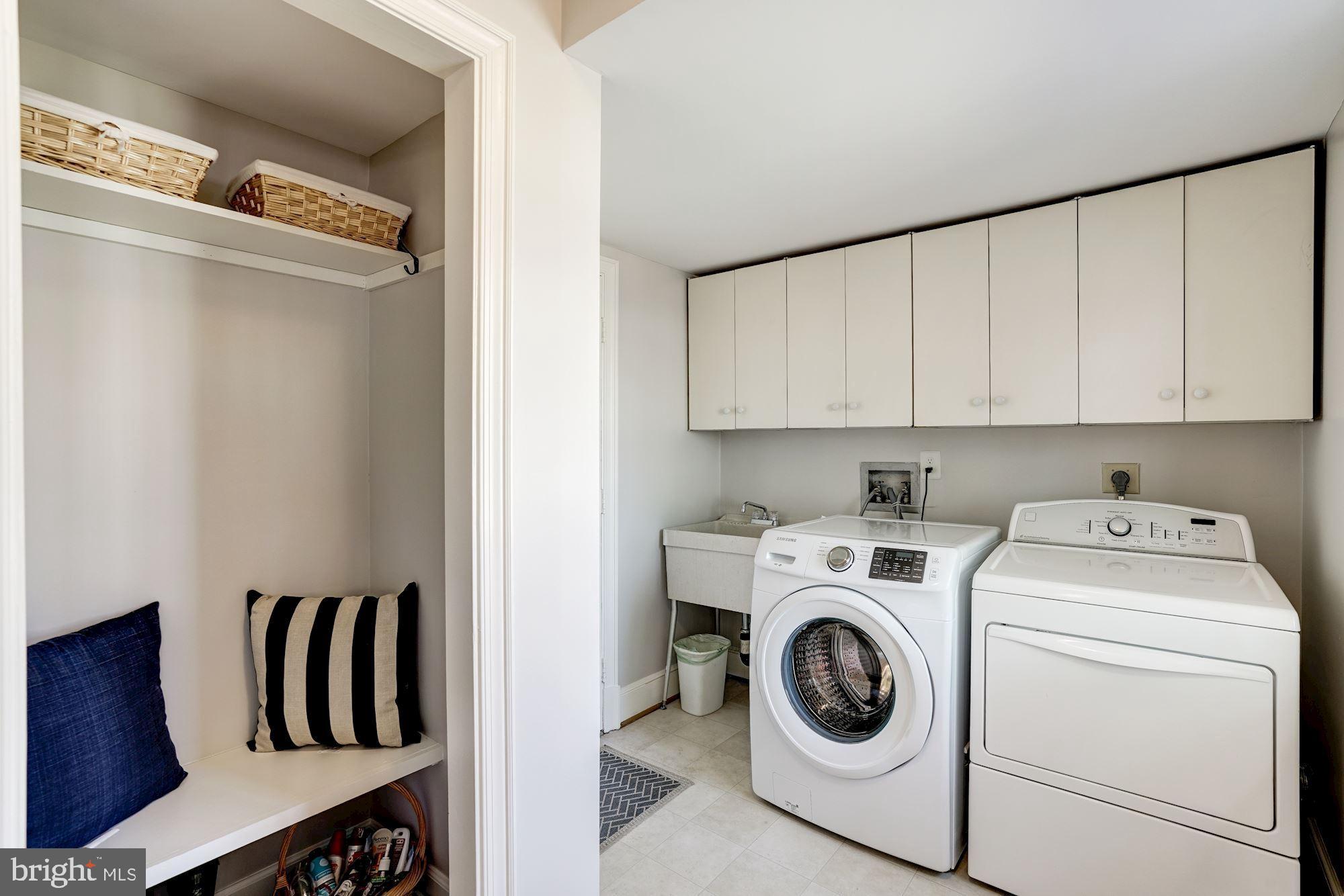 TOLLBROOK RIDGE - Residential Lease