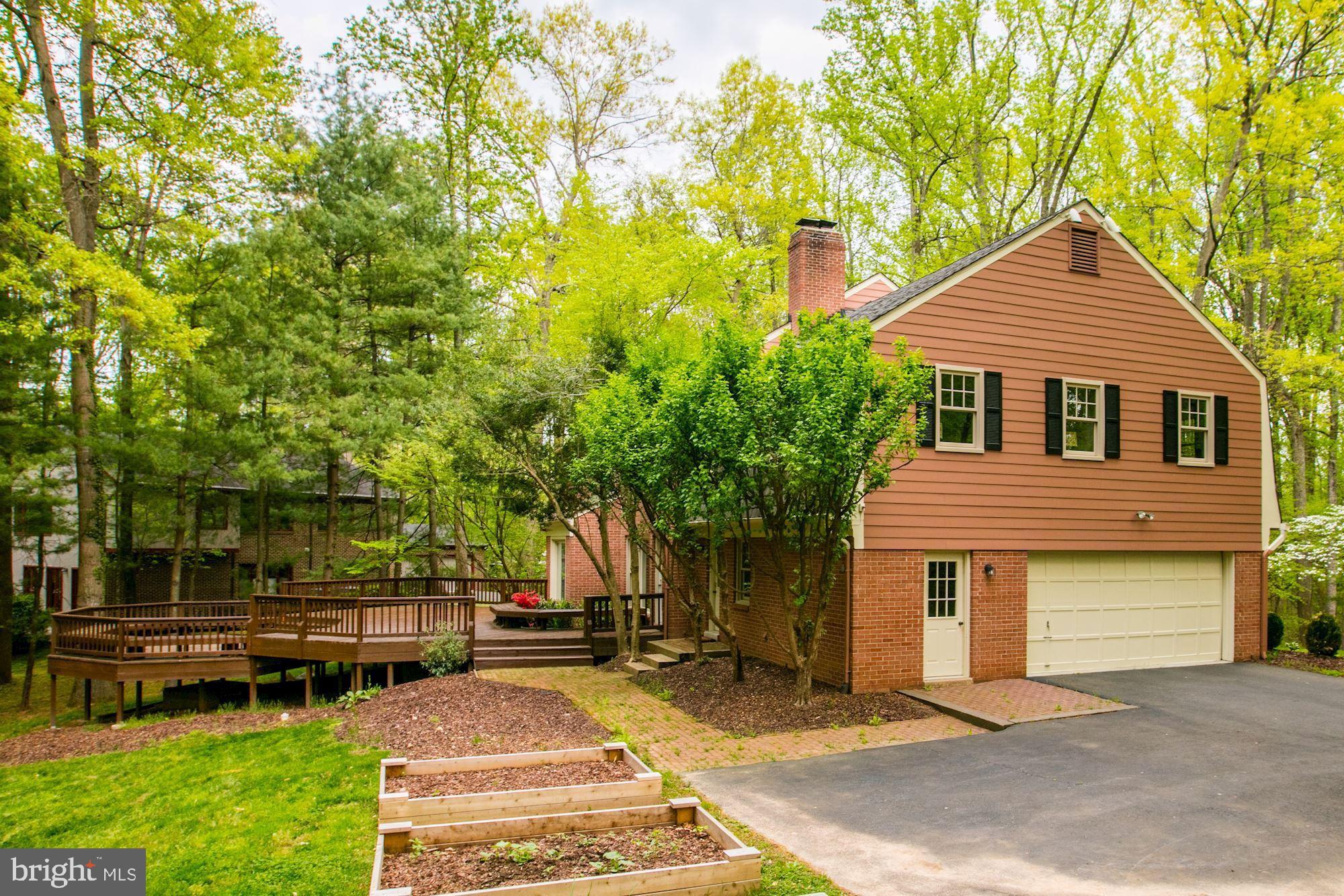 TOLLBROOK RIDGE - Residential Lease