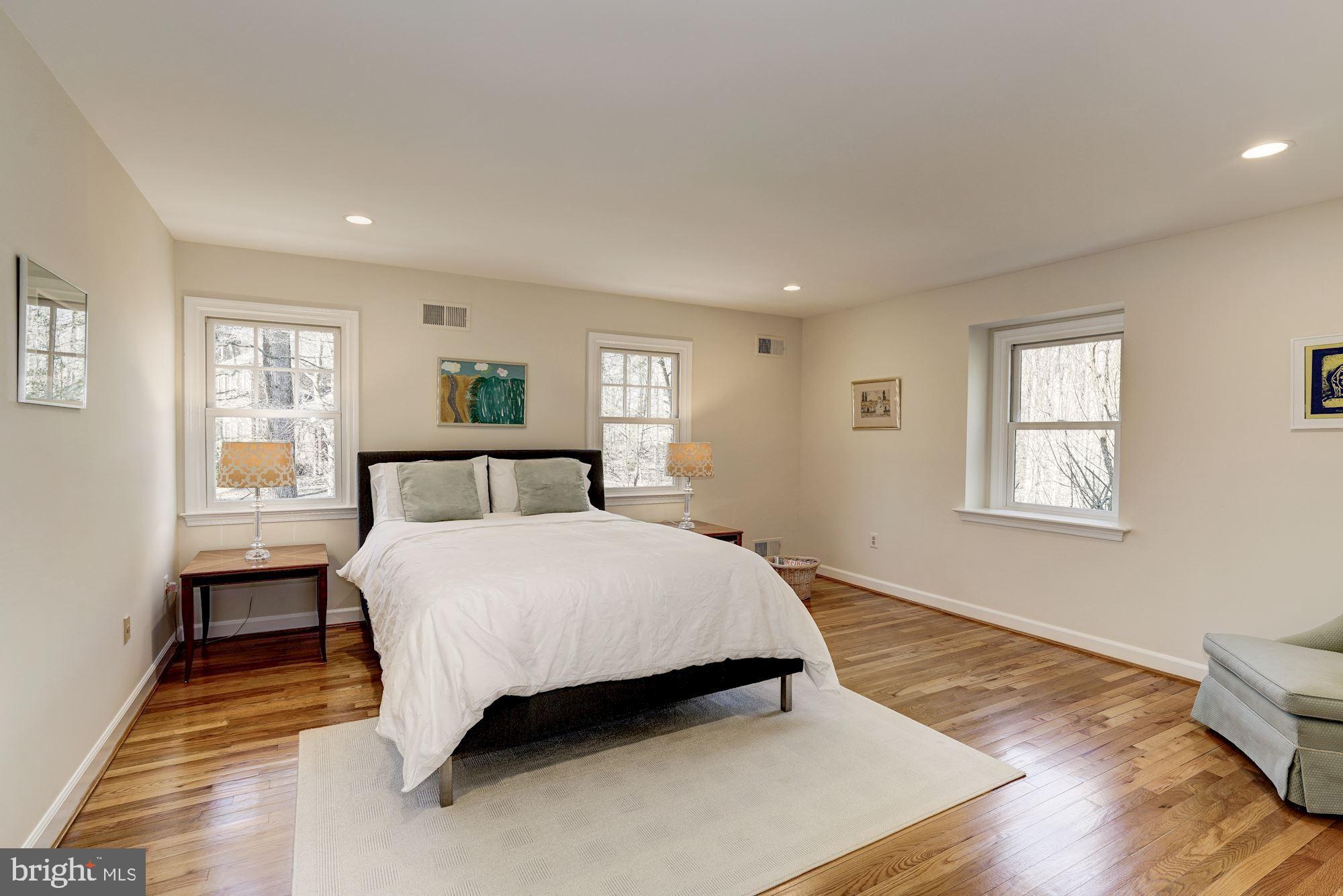 TOLLBROOK RIDGE - Residential Lease