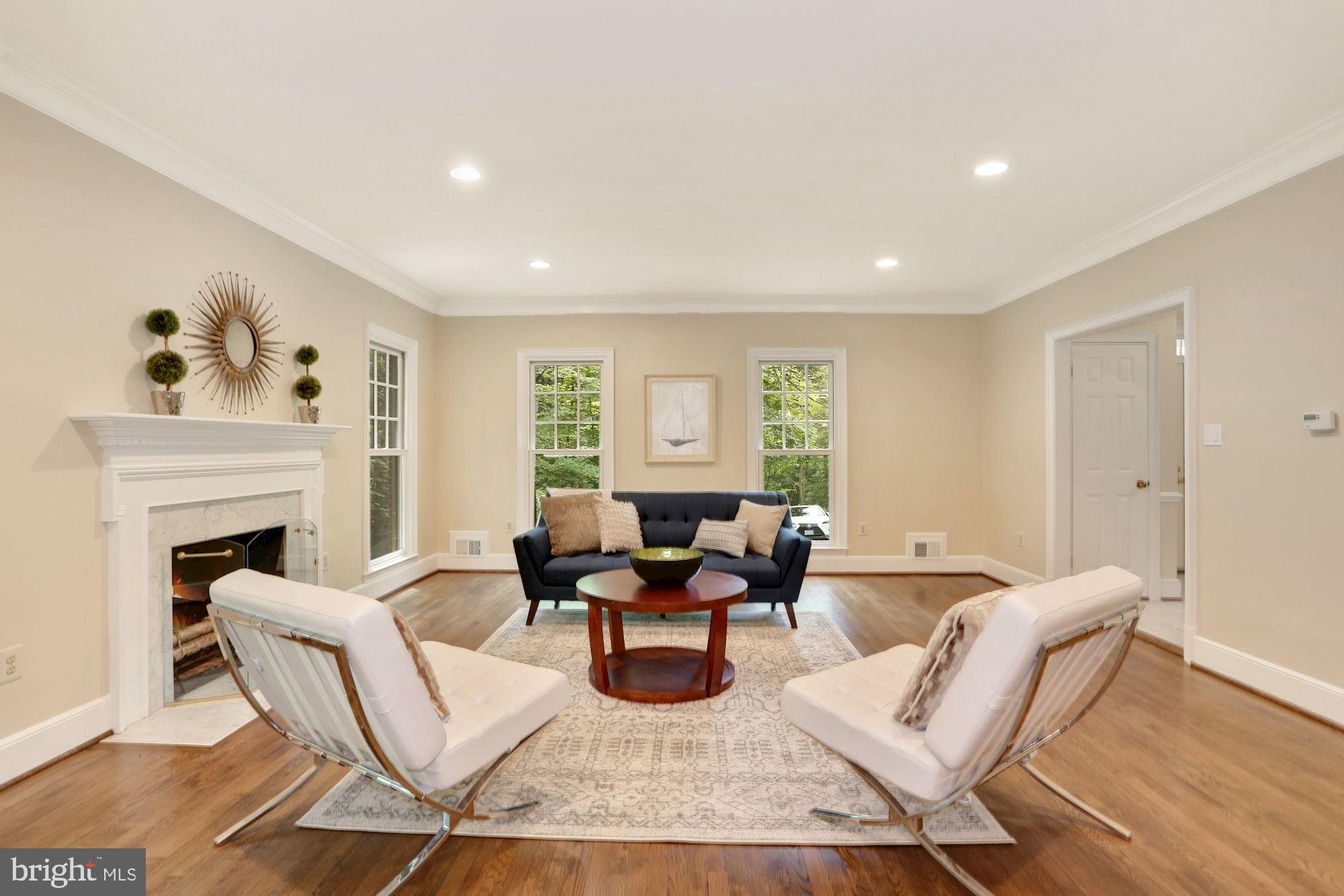 TOLLBROOK RIDGE - Residential Lease