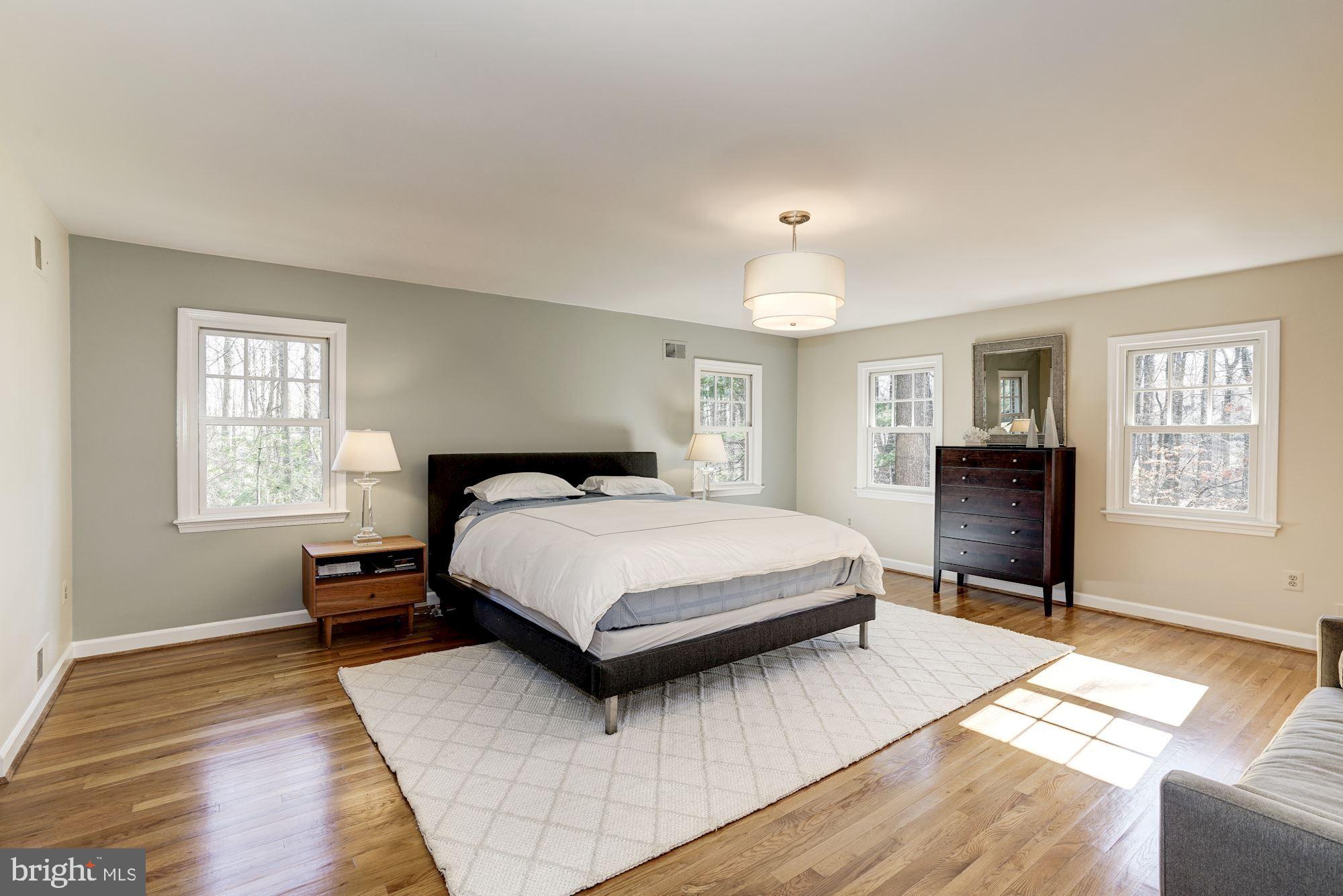 TOLLBROOK RIDGE - Residential Lease