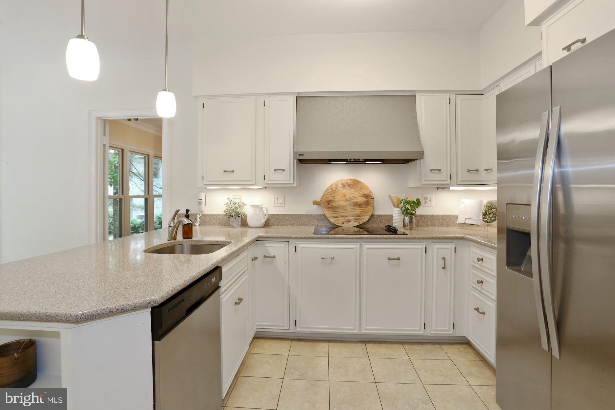 TOLLBROOK RIDGE - Residential Lease
