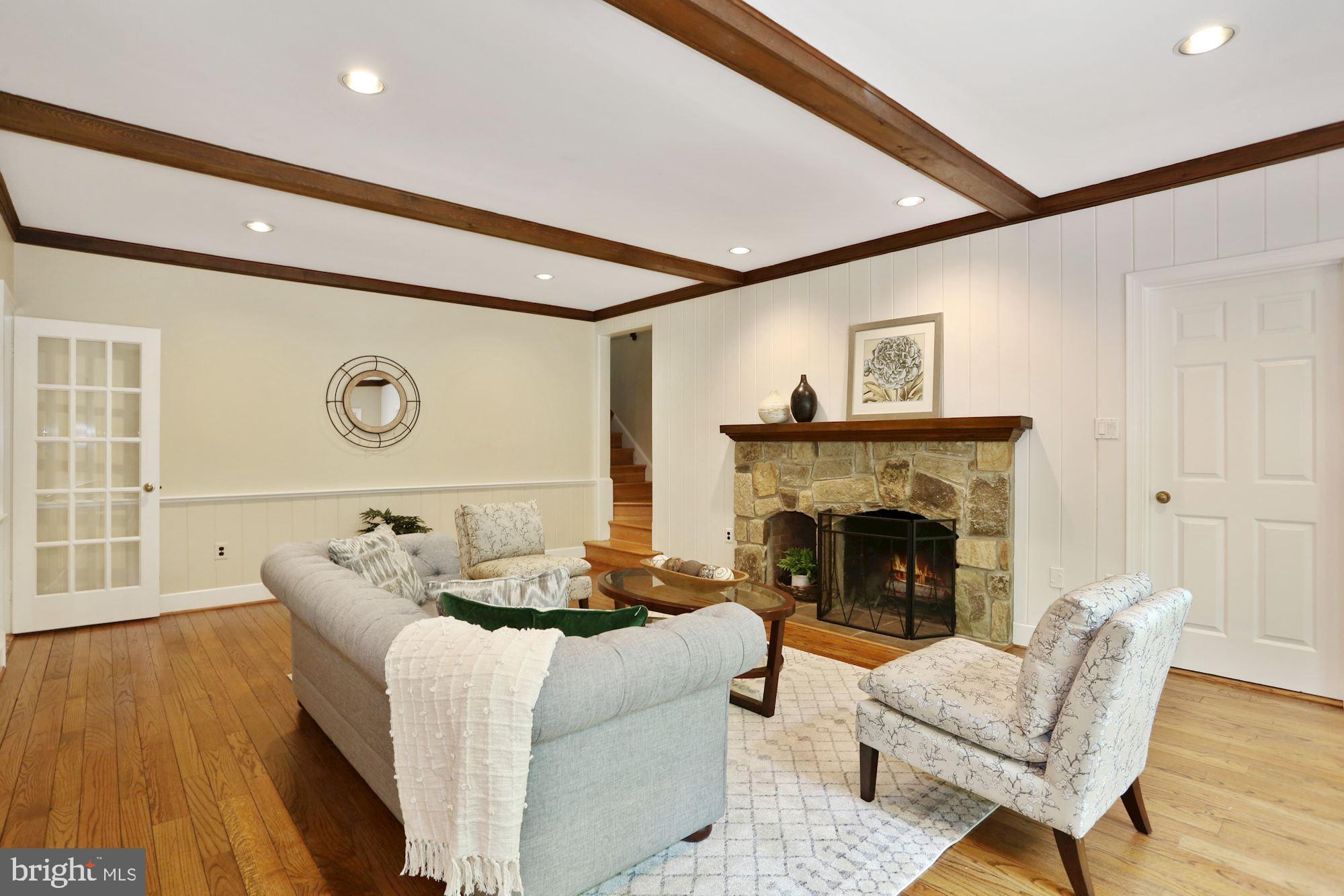 TOLLBROOK RIDGE - Residential Lease