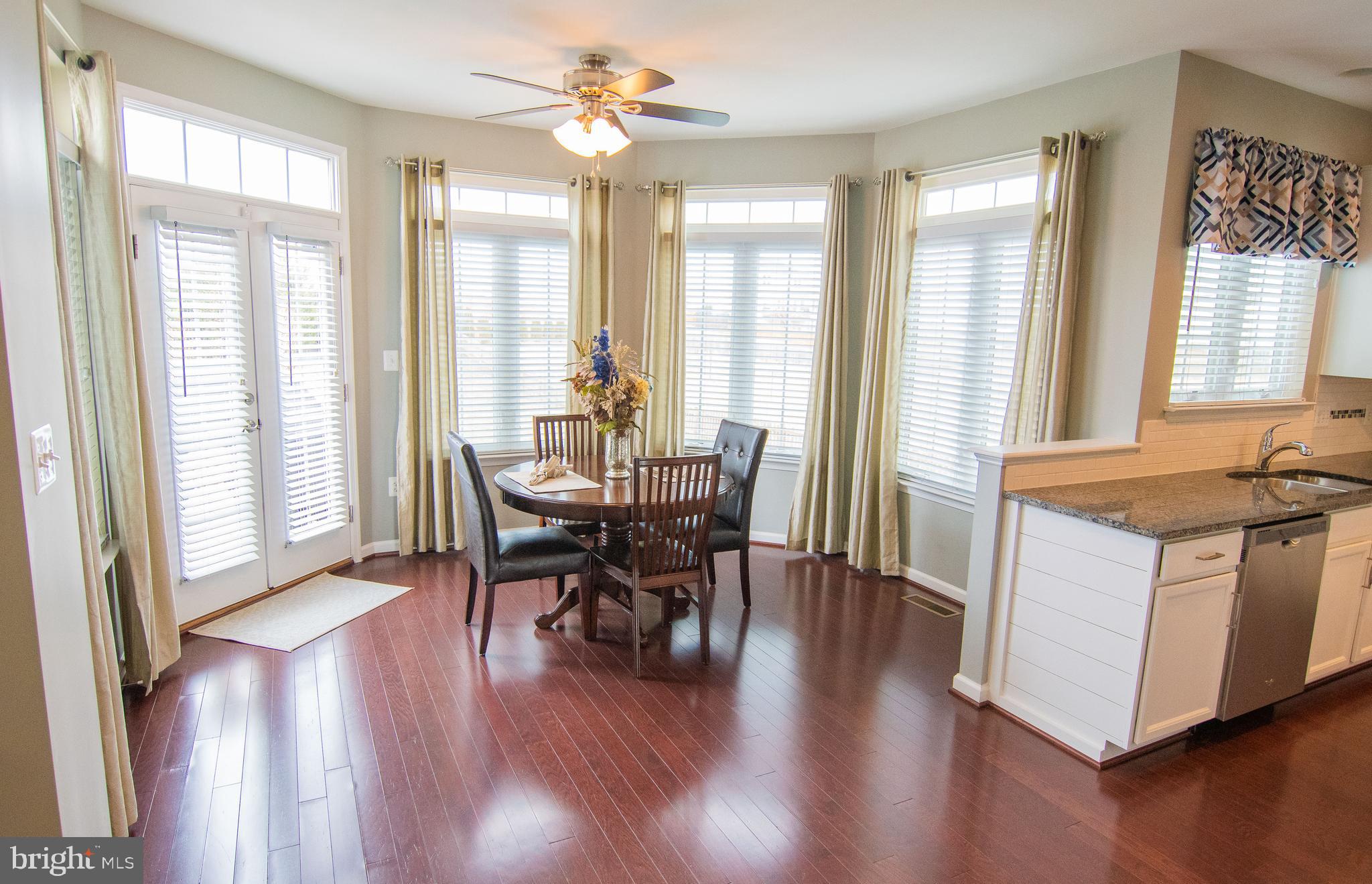 STAFFORD LAKES VILLAGE - Residential