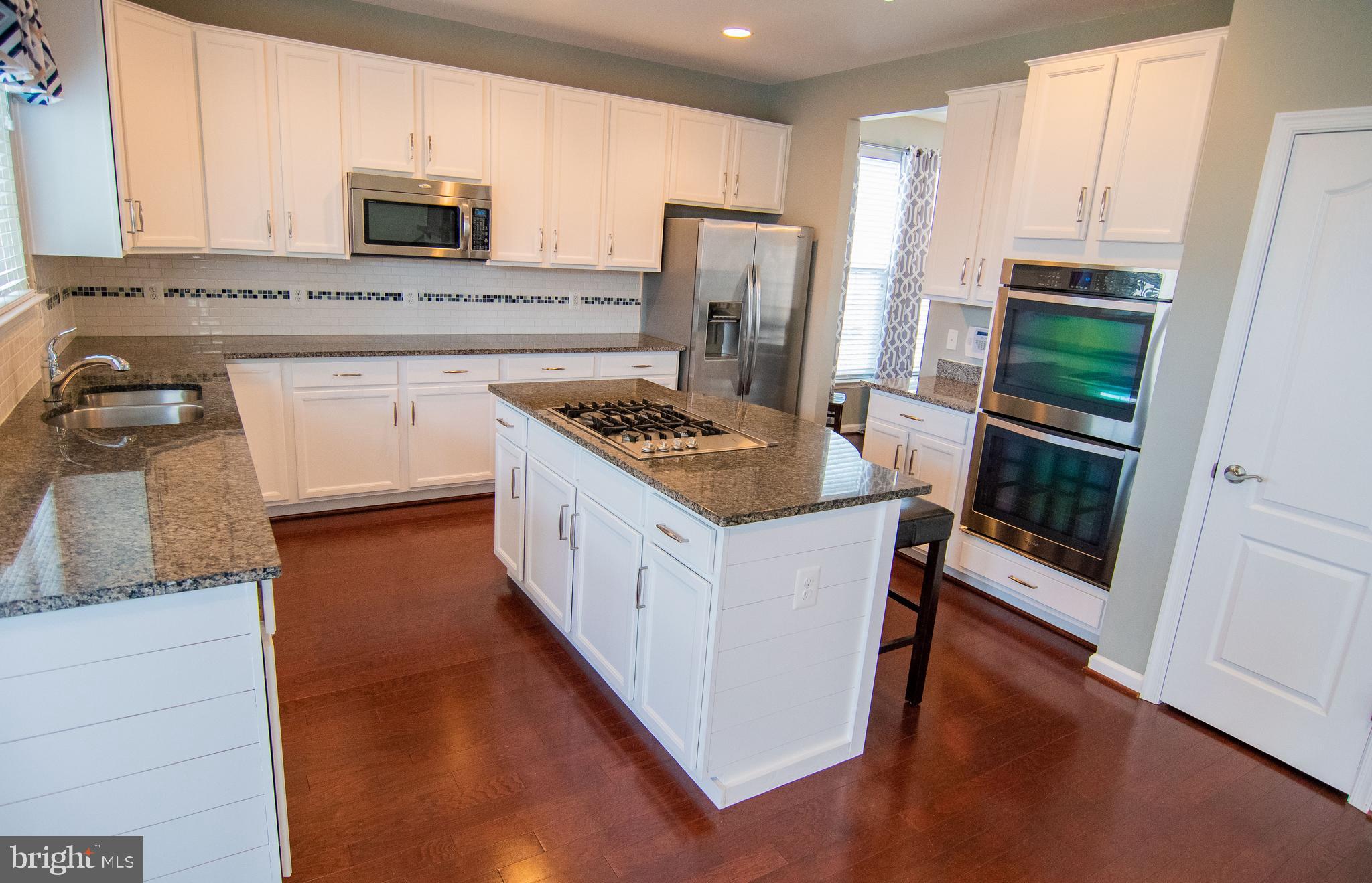 STAFFORD LAKES VILLAGE - Residential