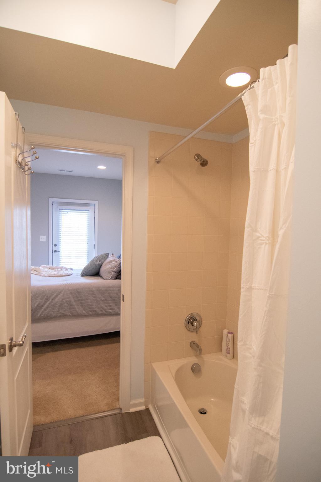 STAFFORD LAKES VILLAGE - Residential