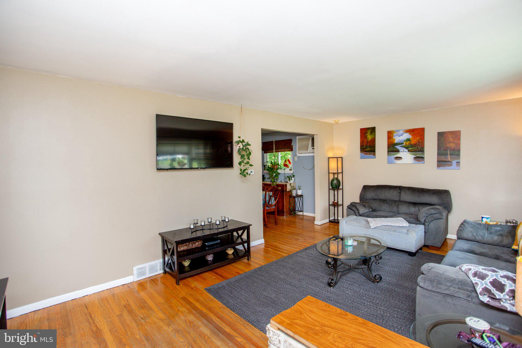 1212 DAHLIA ROAD
