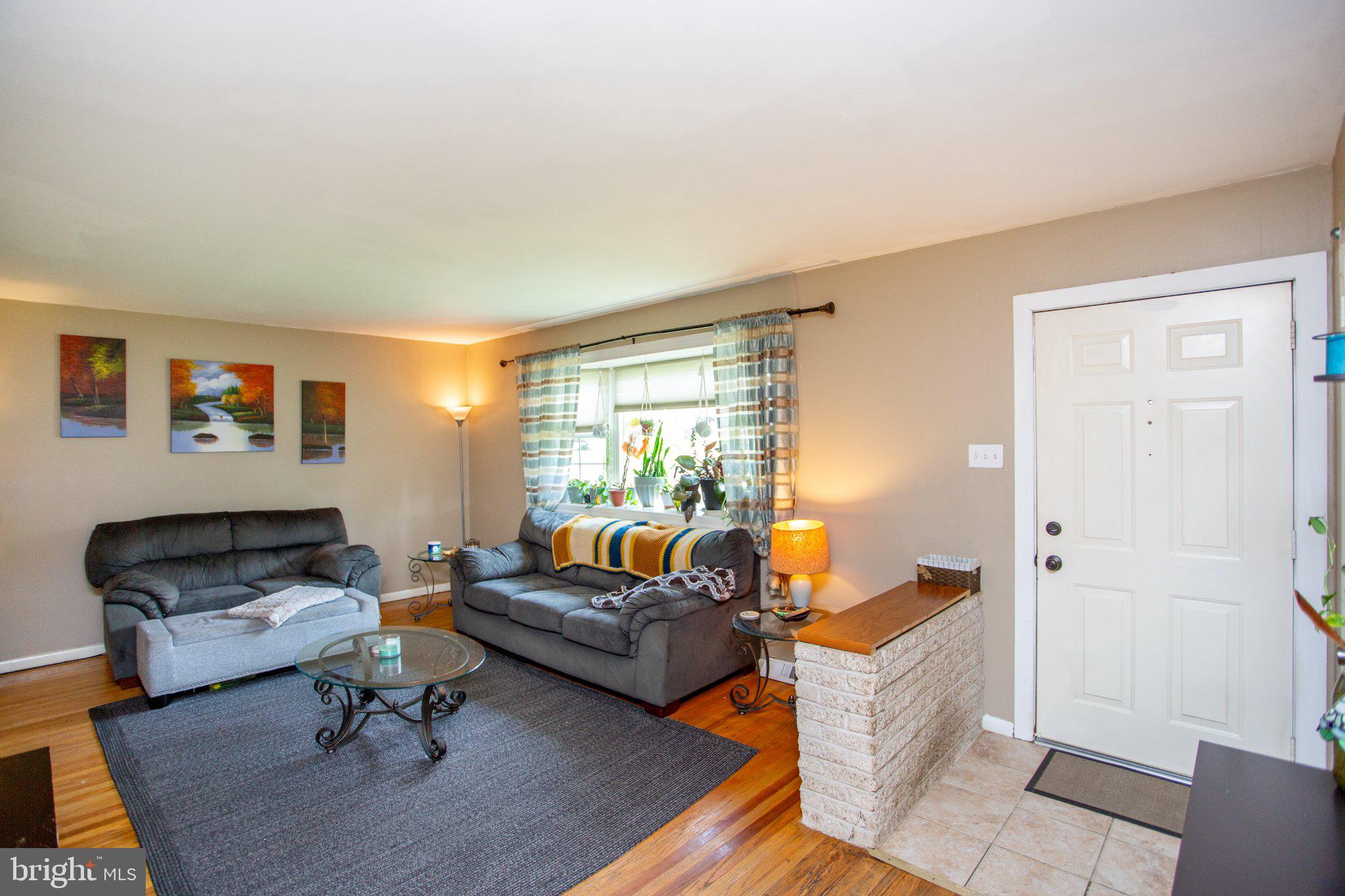 1212 DAHLIA ROAD