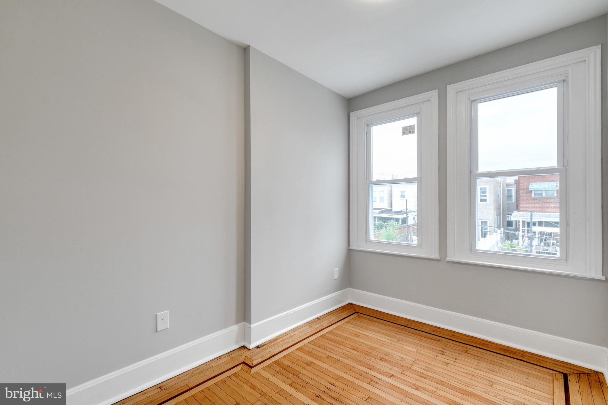 PORT RICHMOND - Residential