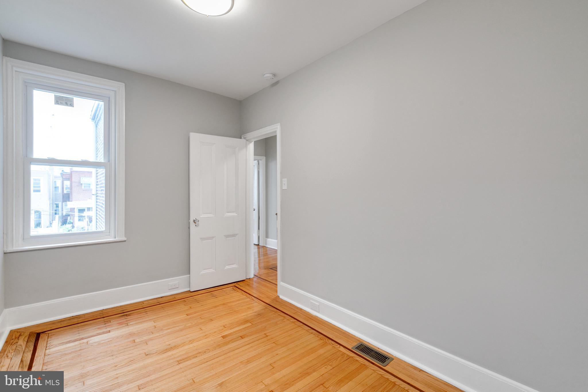 PORT RICHMOND - Residential